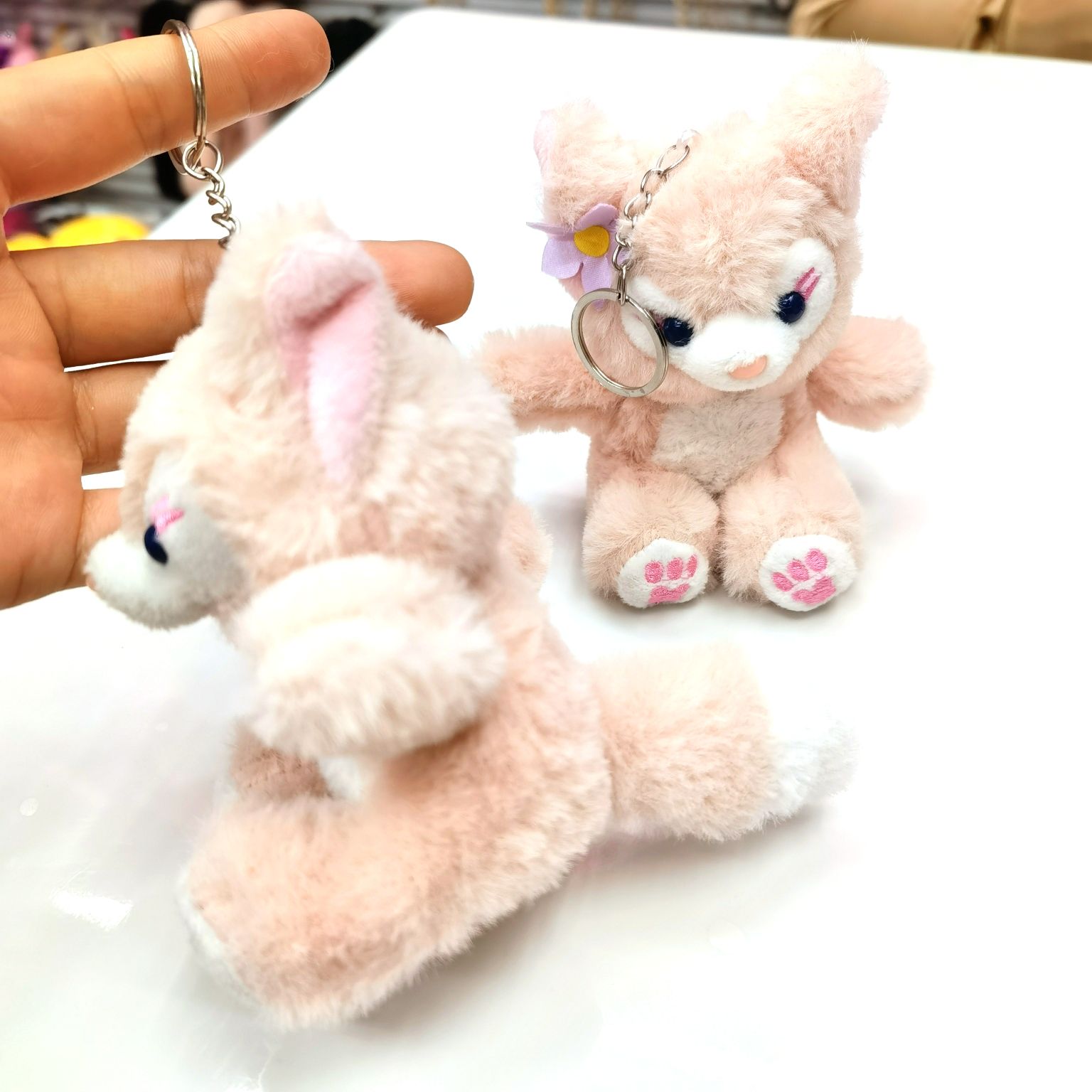 Lina belle peluche colgante de boneca juguete de peluche llavero colgante de dibujos animados colgante de bolsa llavero rebosante cute boneca colgante Application Scenario