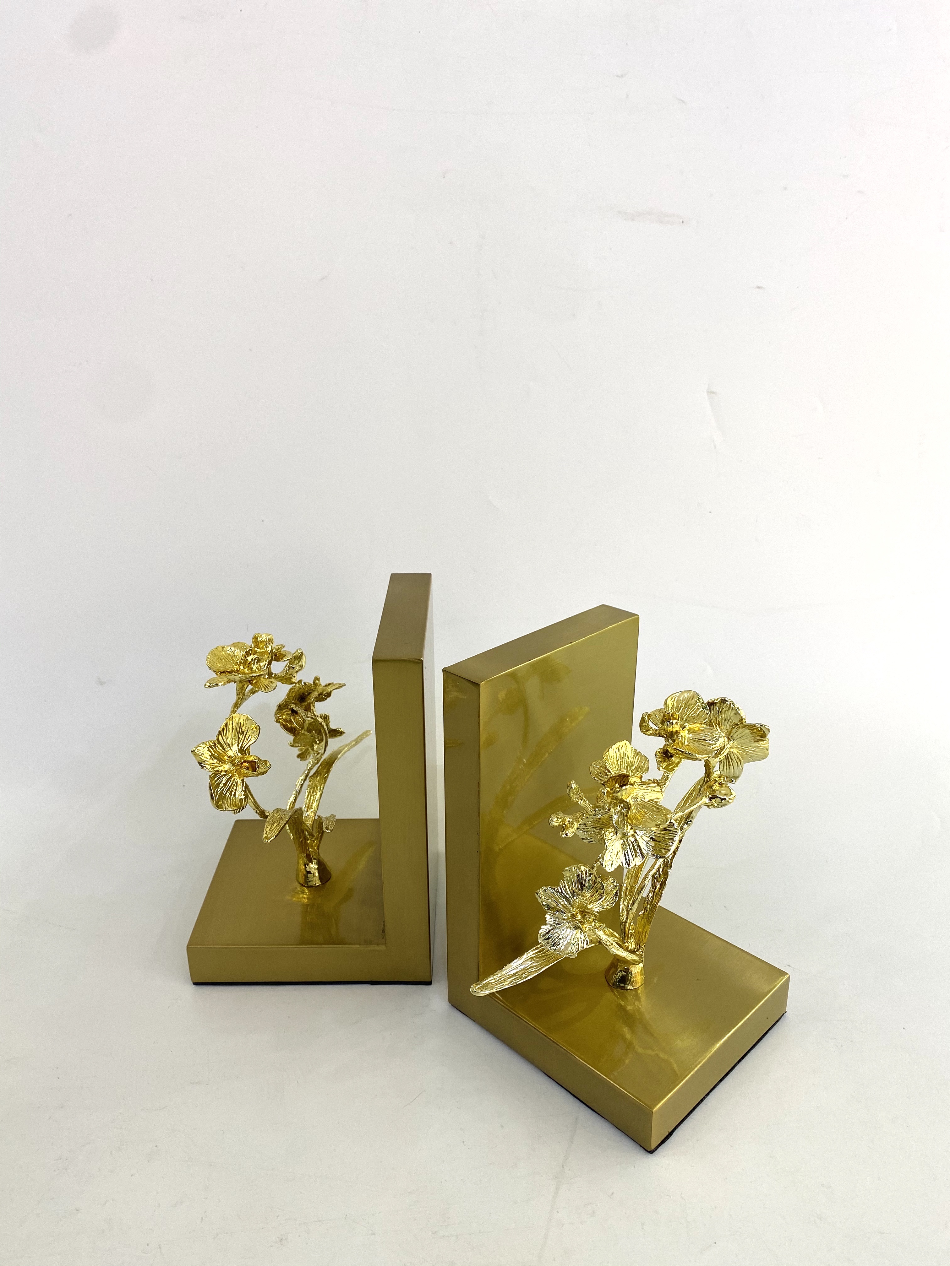 Maple Leaf home decoration books, decorative handicrafts, model room ornaments Application Scenario