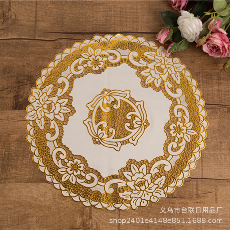 Western Placemat Table Mat Heat Resistant Non-Slip Coaster Bowl Mat Hotel Doilies Hot Gold
Silver 38Cm Pvc Placemat full figure