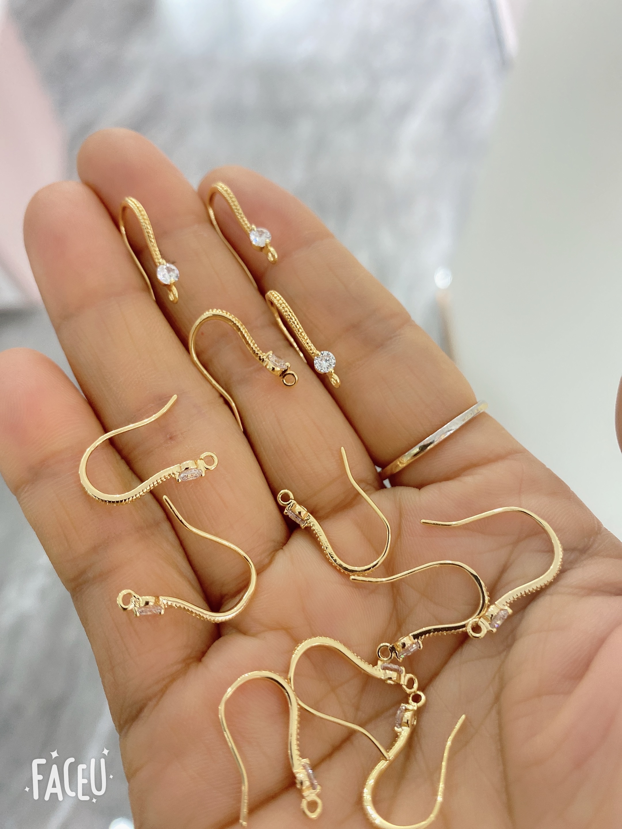 Zhongxing Jewelry Zircon ear hooks are versatile detail image 1