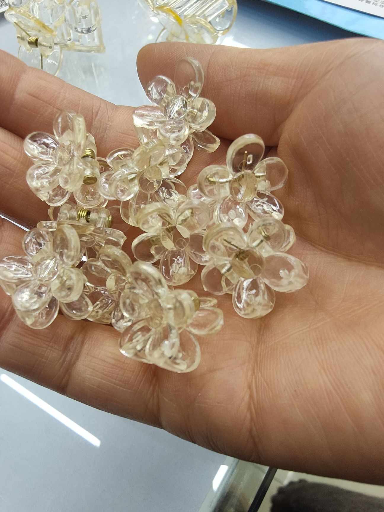 网红同款小花夹发饰配DIY可粘饰品配件香槟色透明白