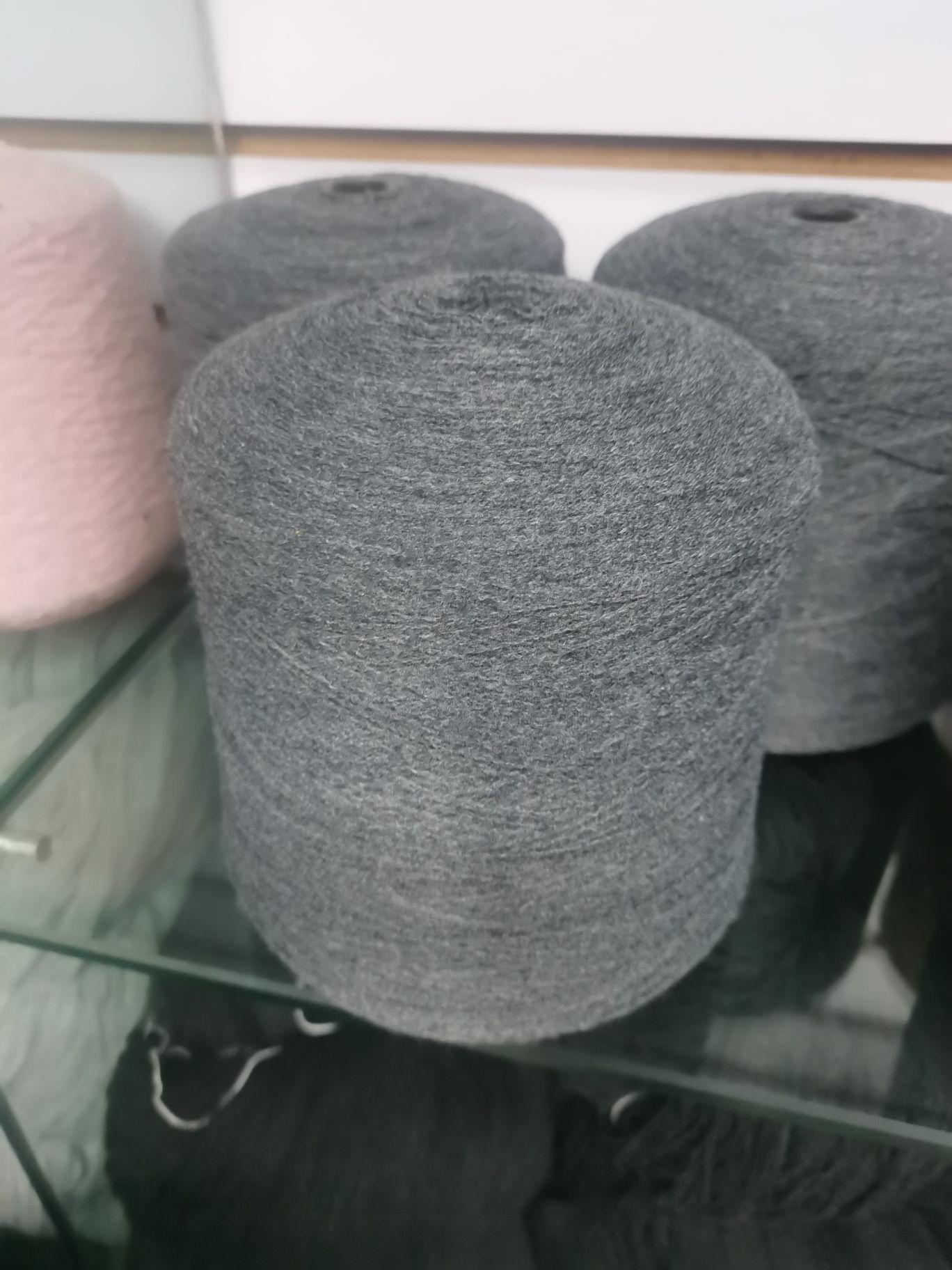 Wool yarn