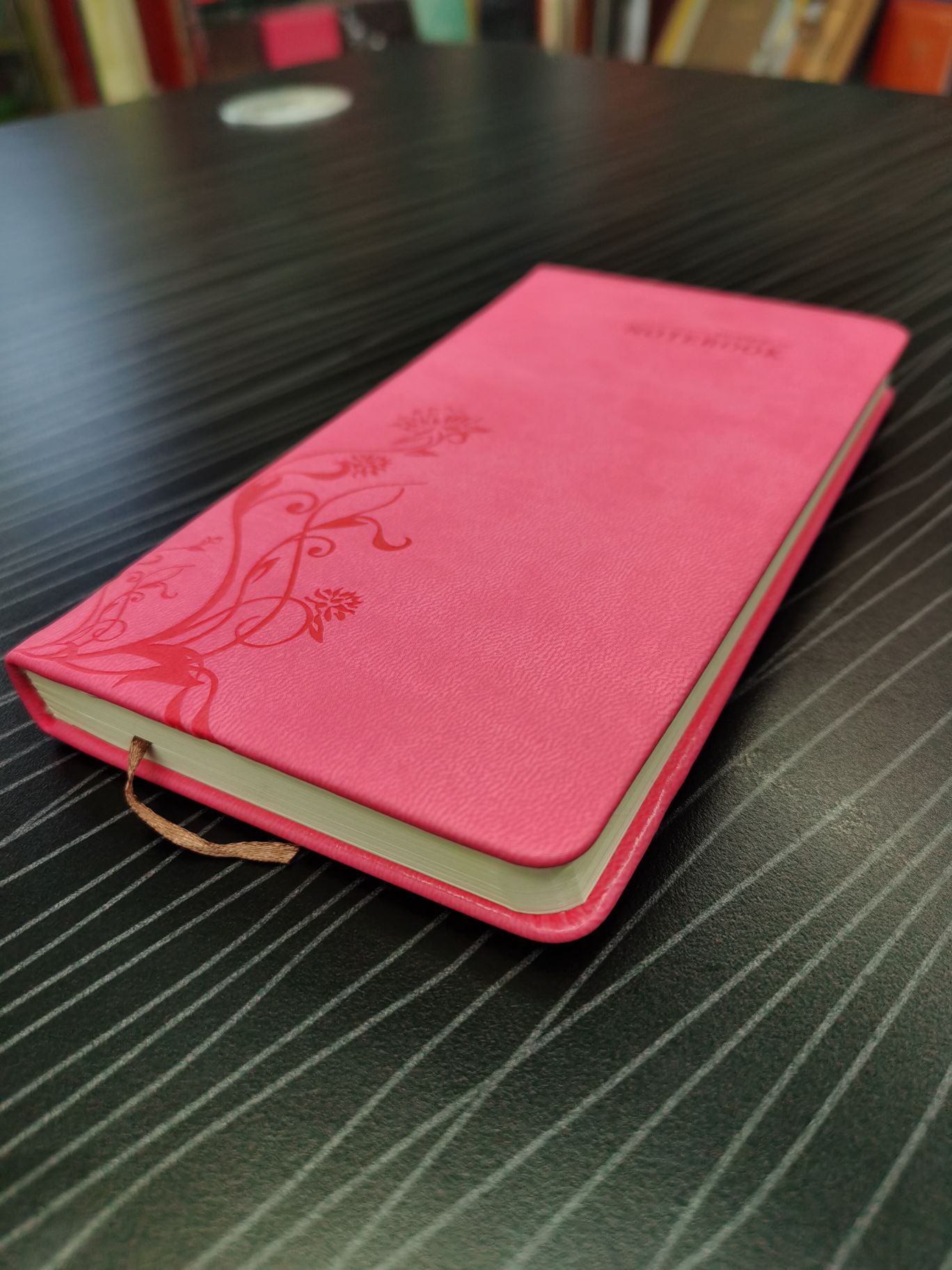 包边贴心胶装软面仿皮办公商务笔记本PU记事本经典定制高档日记本详情图1