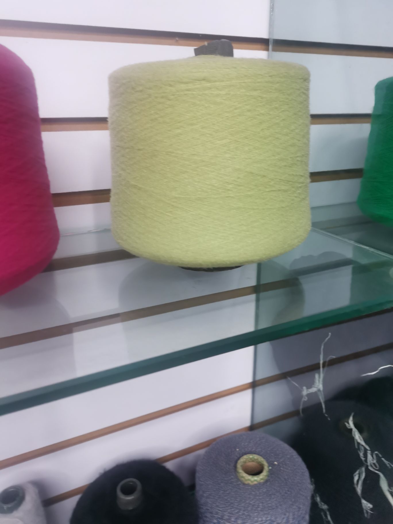 Wool yarn
