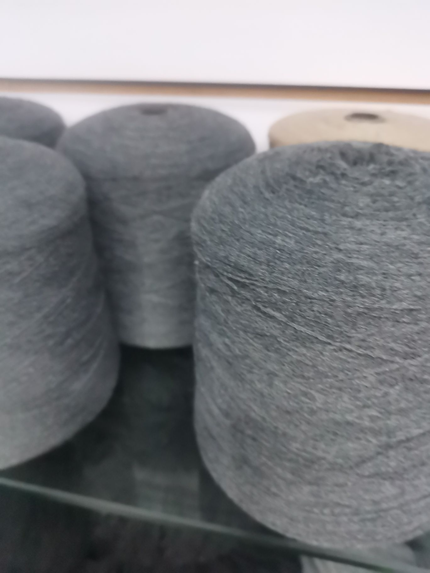 Wool yarn
