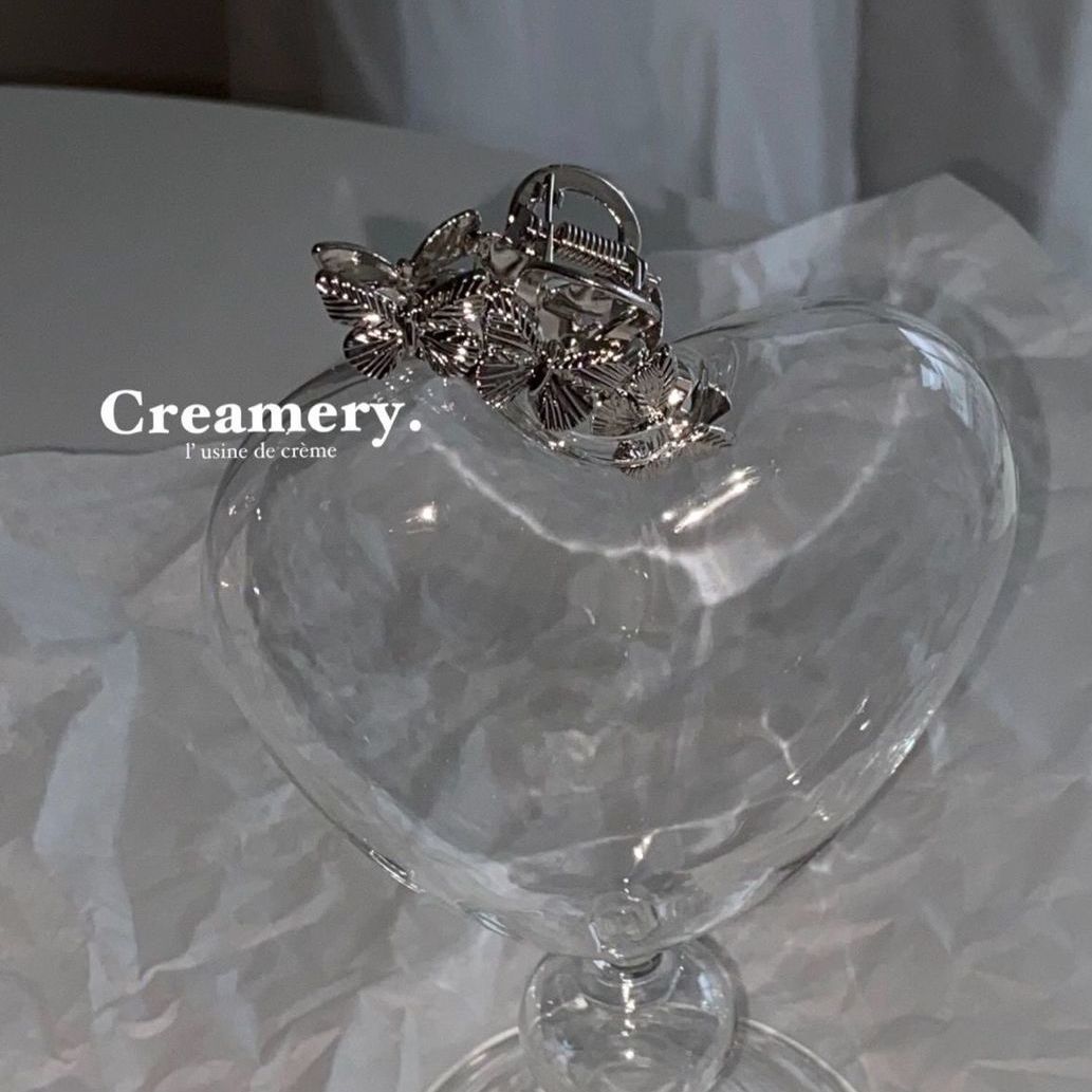 Korean Network With Super Fire Cold Wind Sweet Cool Sister Silver Butterfly Metal Small Hair Grab Small Mini Retro Grab Clip Female full figure