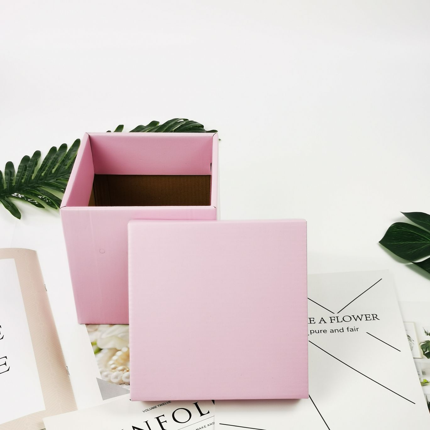 粉色正方形瓦楞盒礼品盒喜糖盒零食盒礼物盒收纳盒生日礼盒详情图2