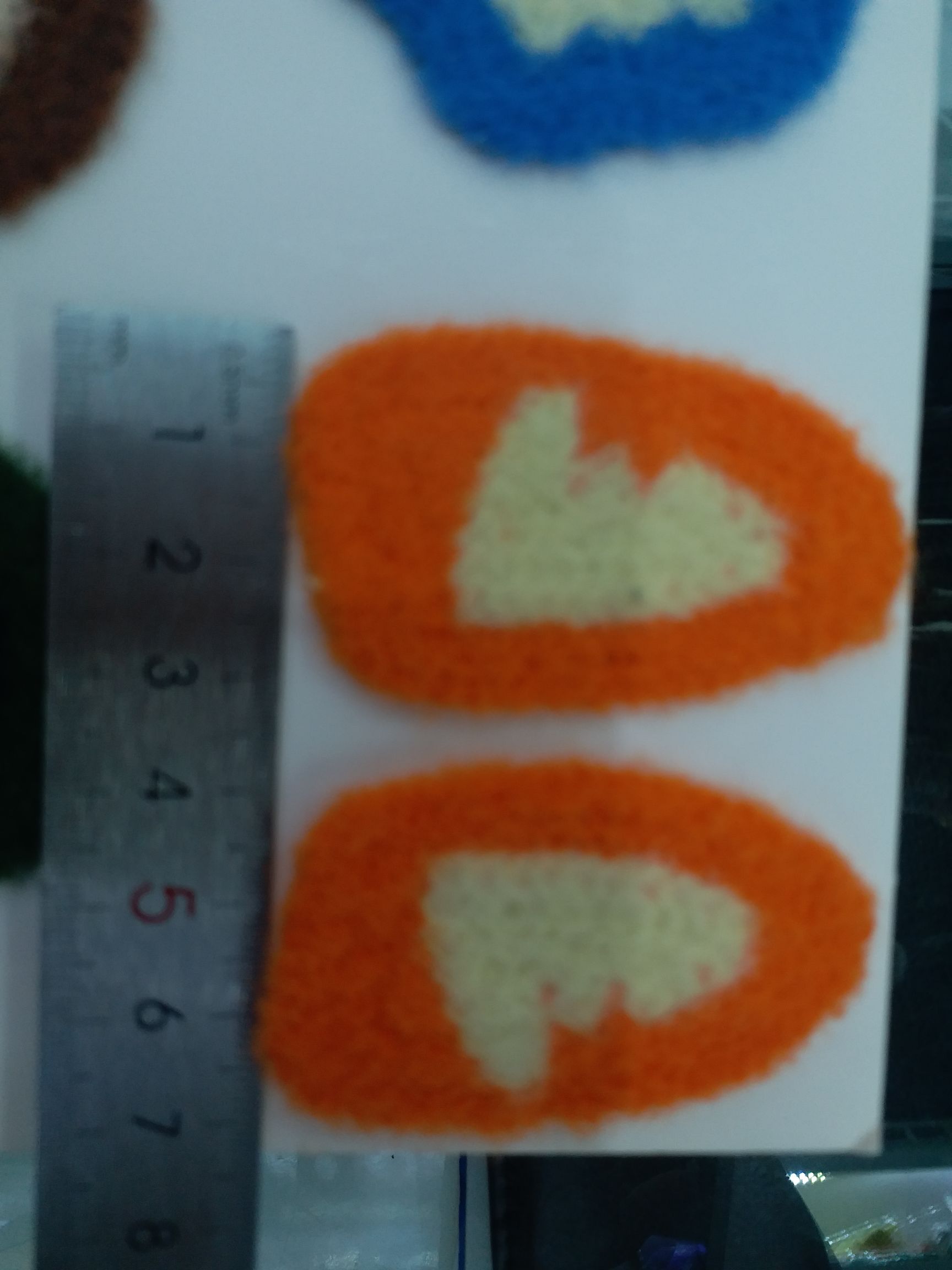 貂绒针织狐狸耳朵