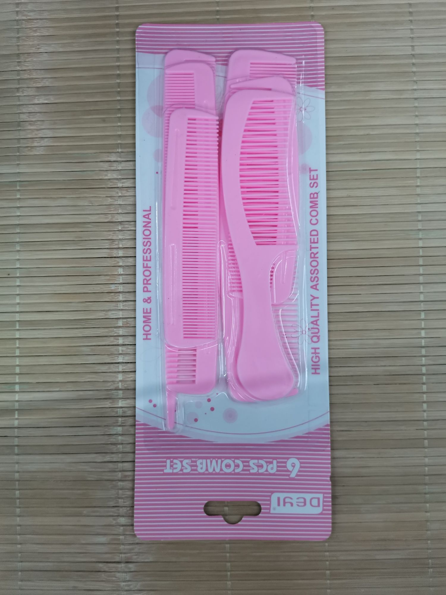 112-6 plastic combs, 6PC per card, one color per card, 3-4 colors mixed in one box. One 480-card, 48-card inner box. Volume: 53*41*52. details Picture