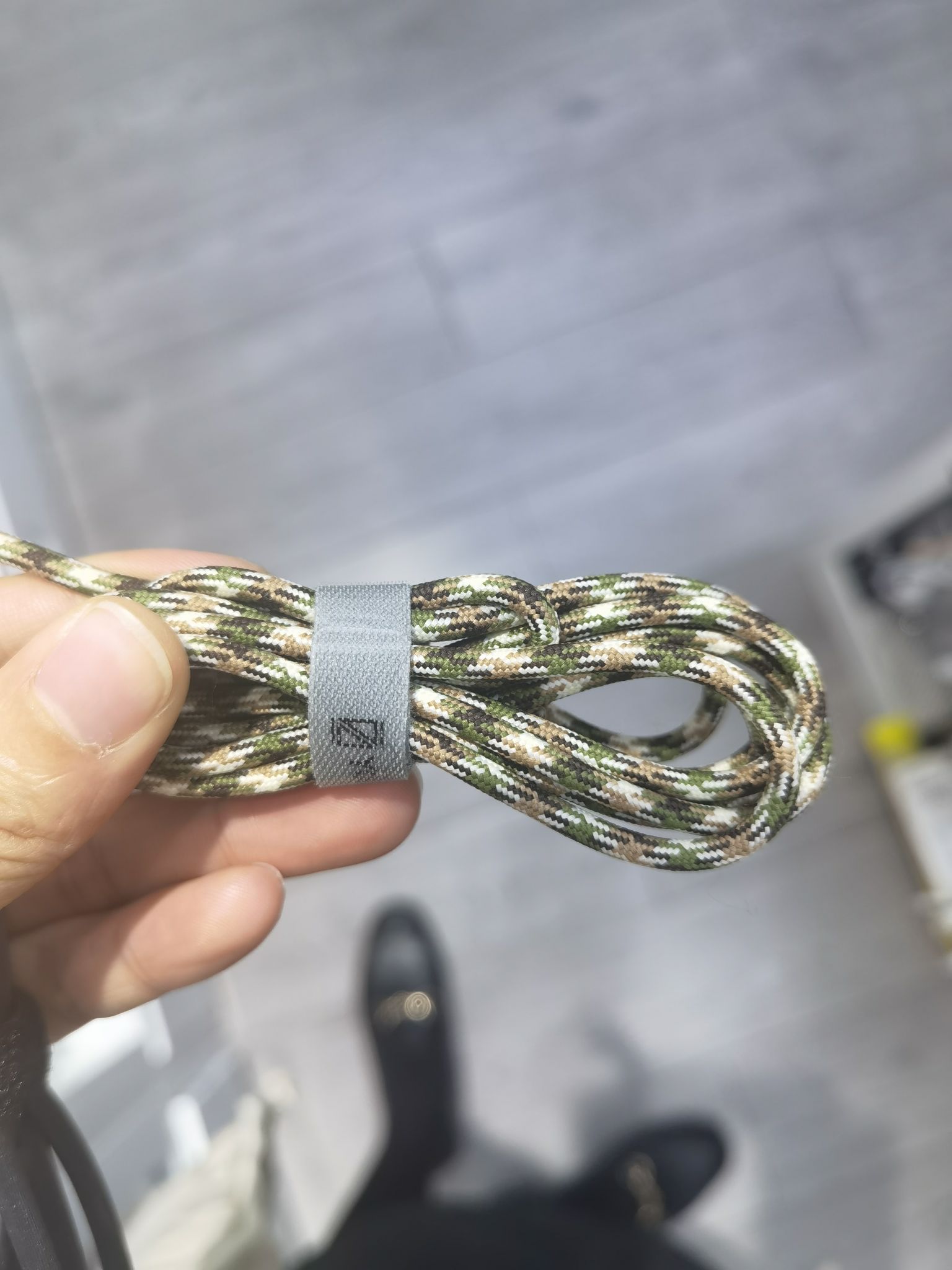 Data cable