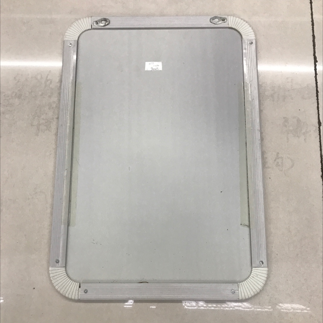 It can be used to hang bathroom mirrors and dressing mirrors details Picture