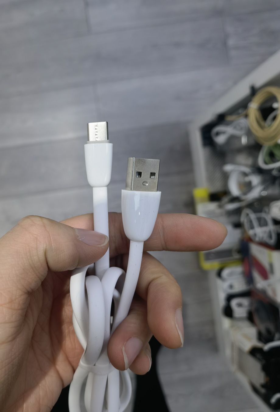 Data cable