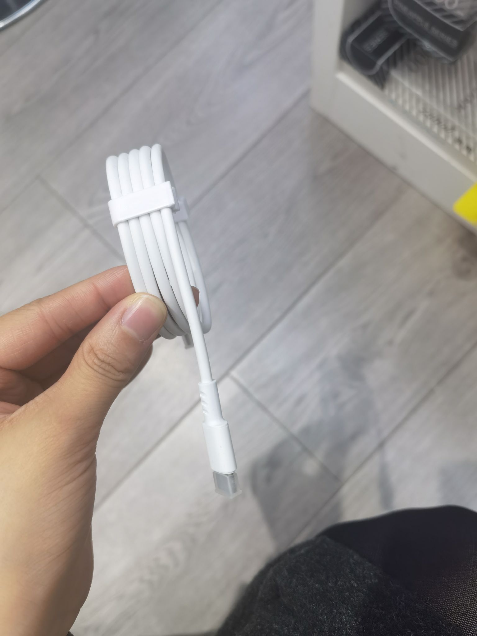 Data cable