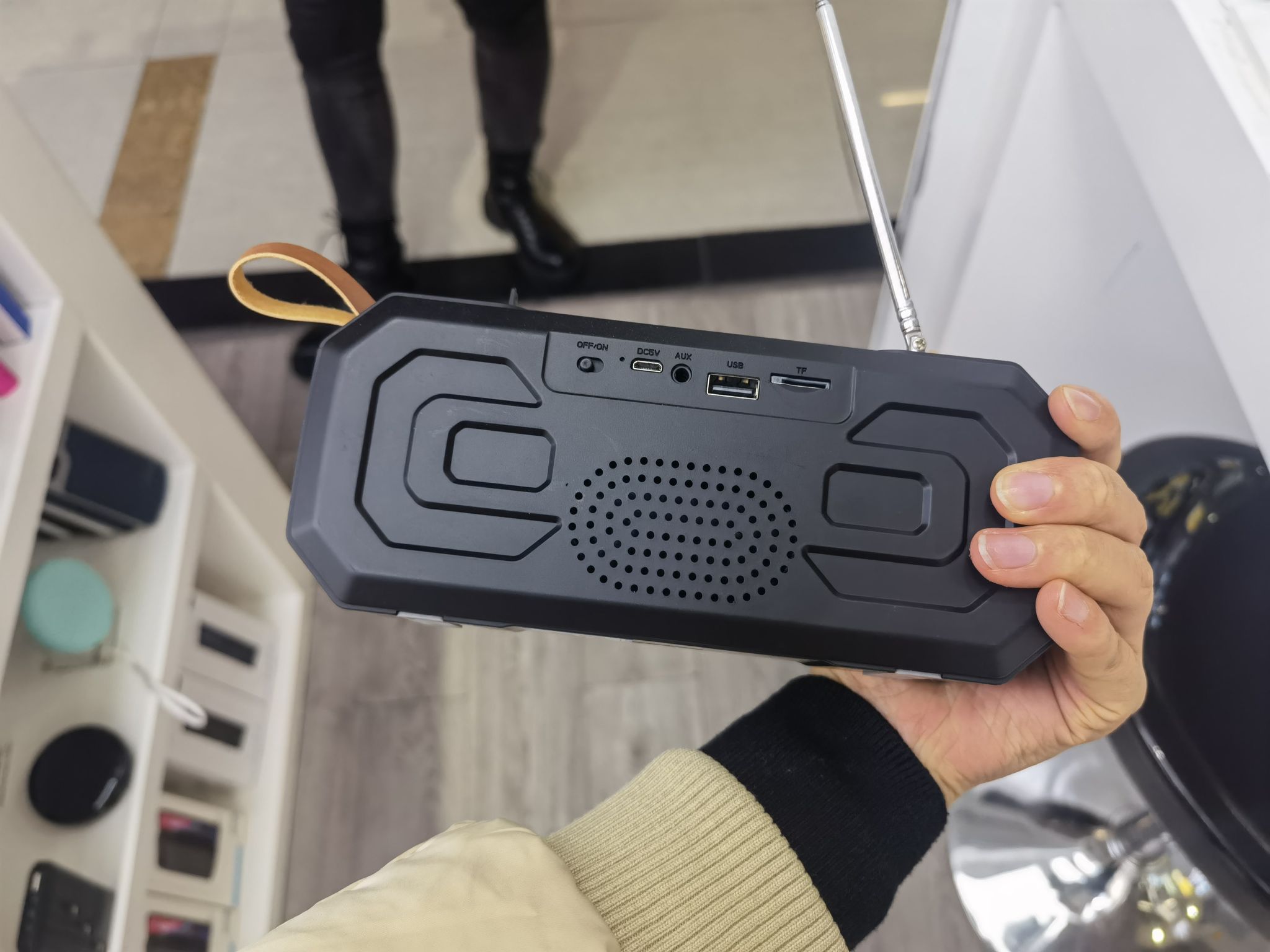 Bluetooth speaker details Picture