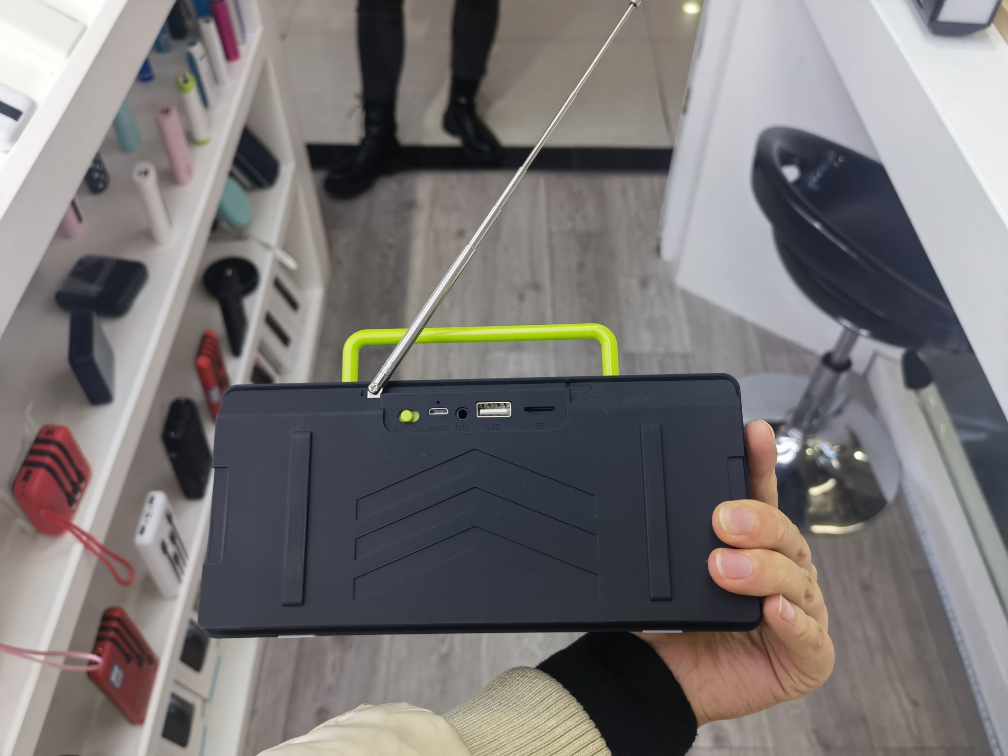 Bluetooth speaker details Picture