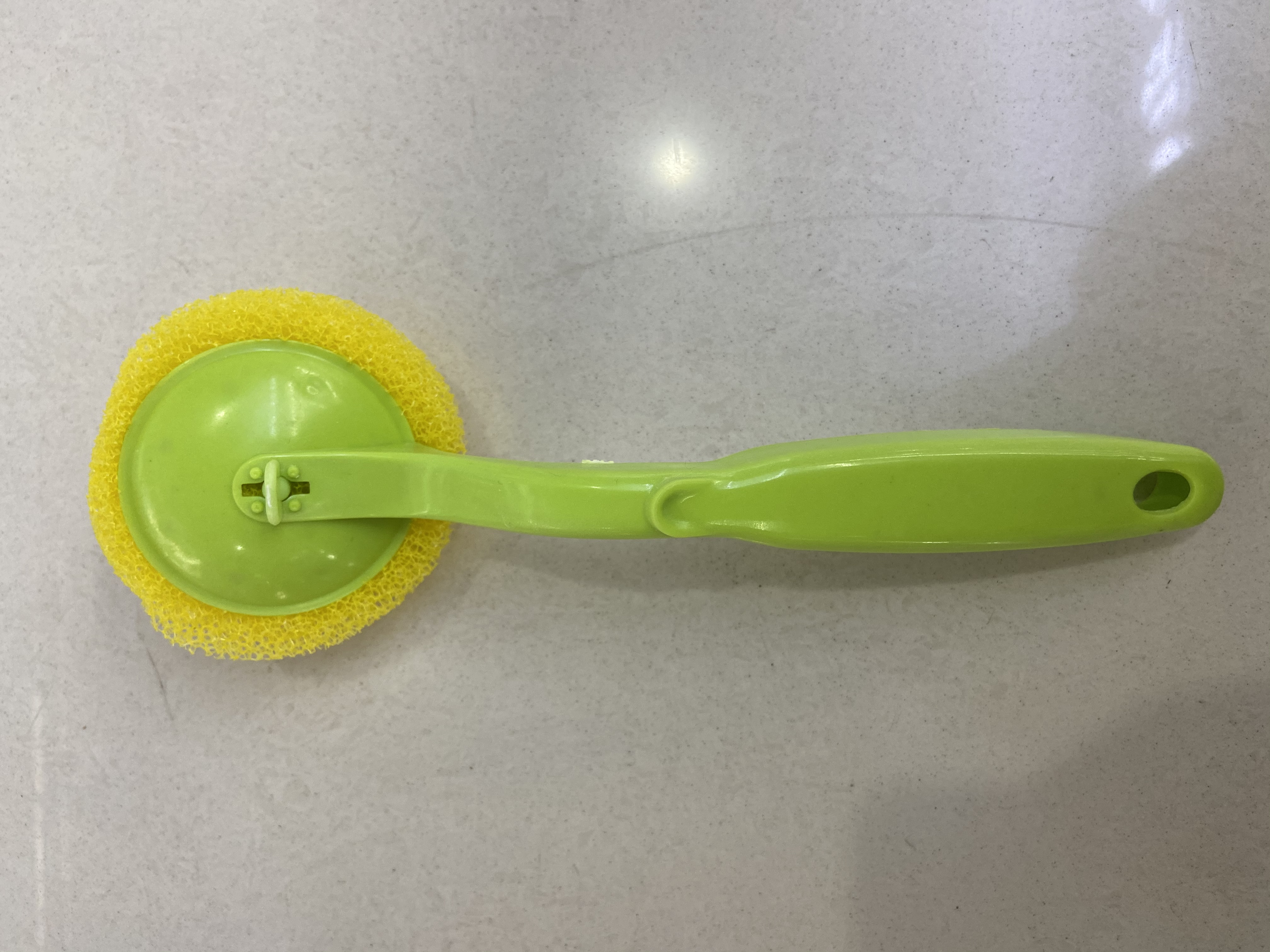 Long-handled pot brush