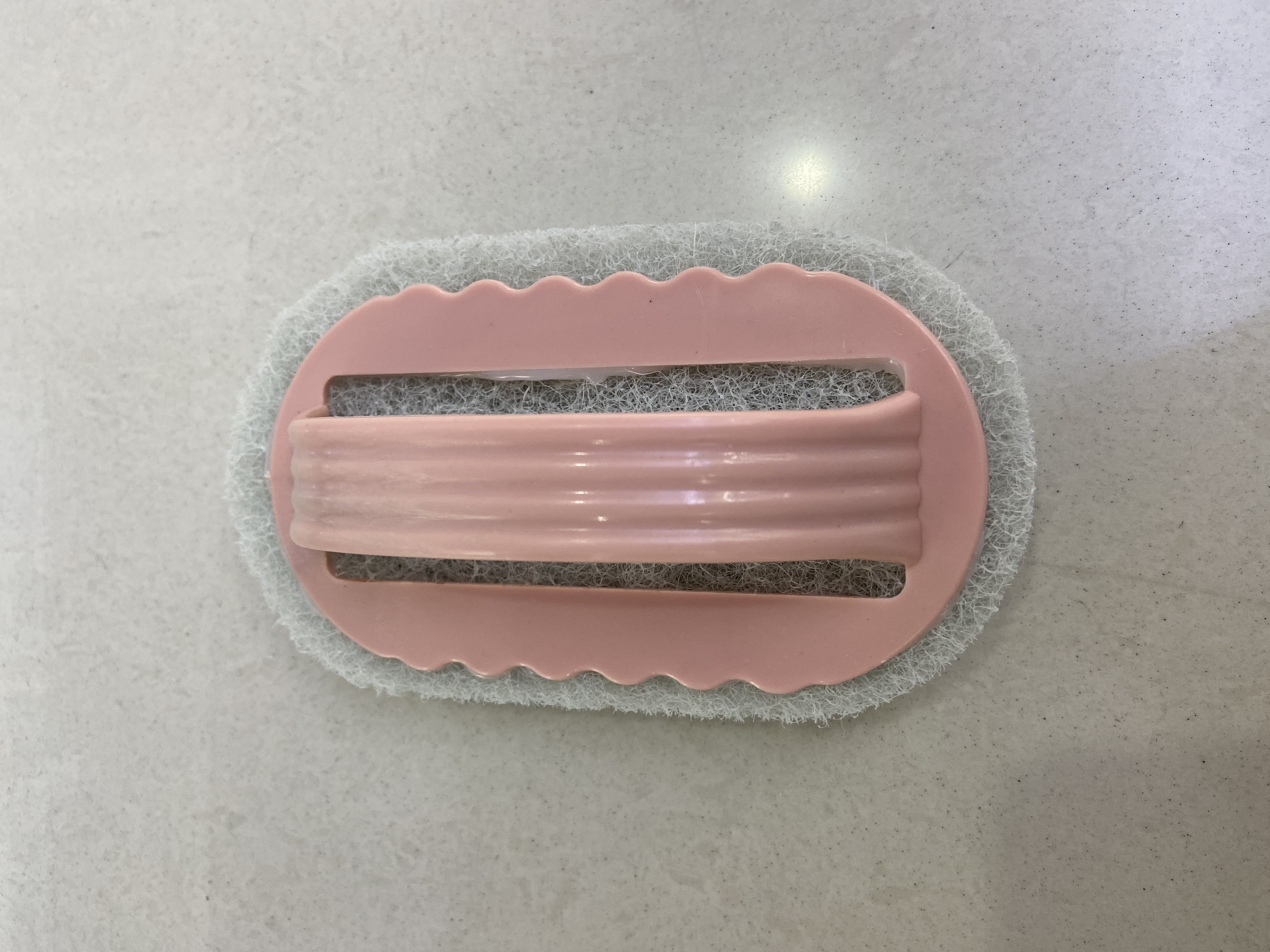 Wavy cleaning brush detail image 1