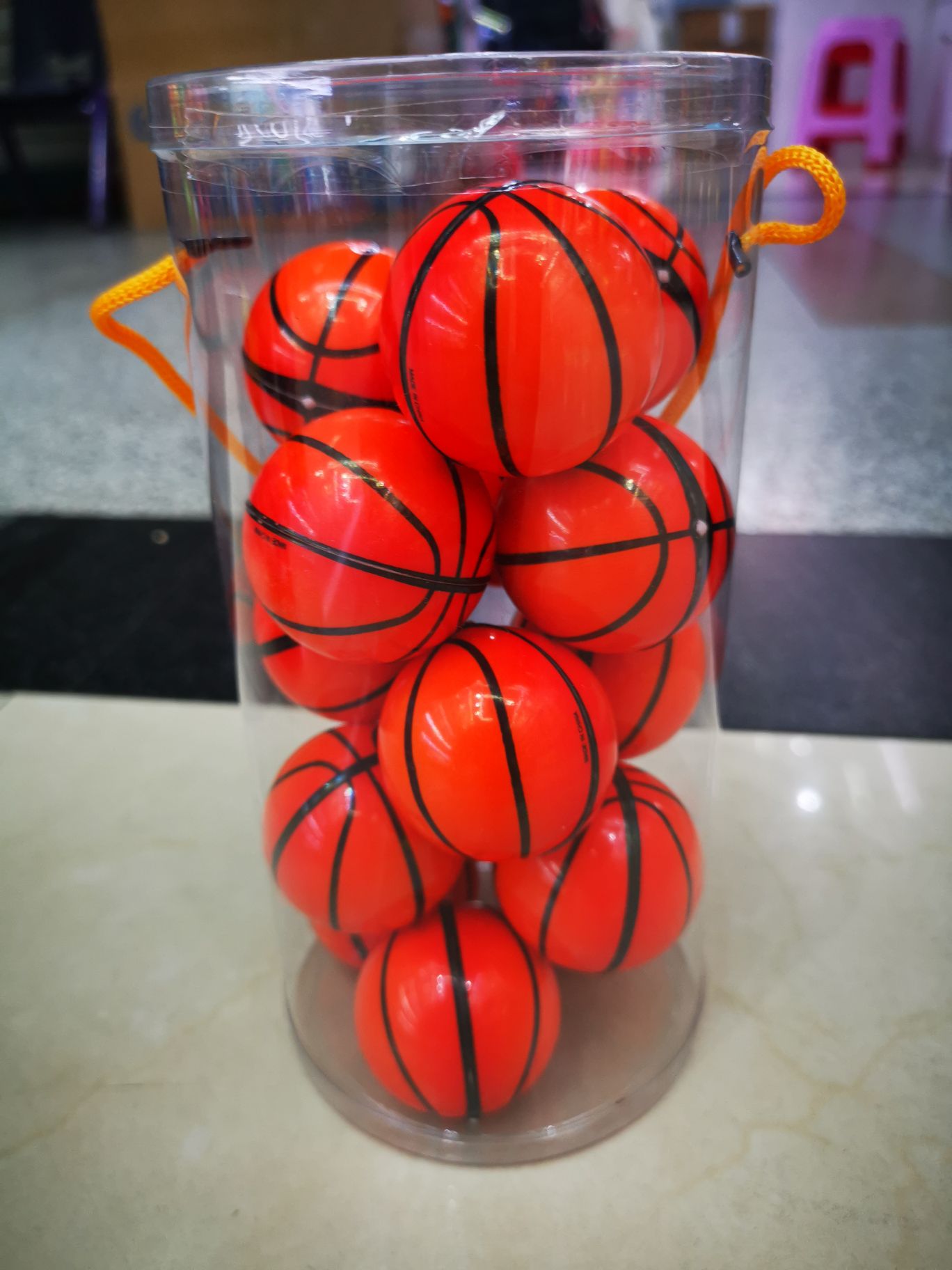 PU弹力球-4.5cm红色篮球桶装