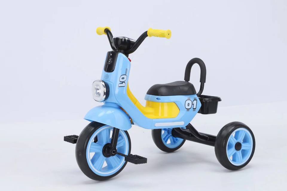 Triciclo de los niños 2 3 4 5 años de edad para los hombres y las niñas de deslizamiento triciclo balance coche nuevo modelo de fábrica venta directa detail image 1
