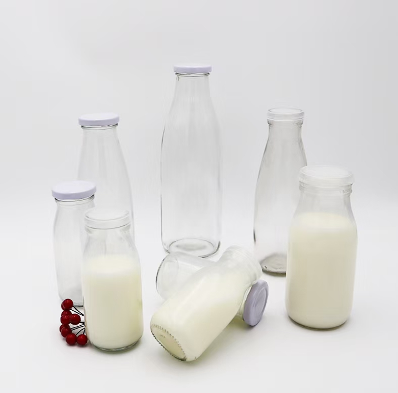 玻璃制品 牛奶瓶白底实物图