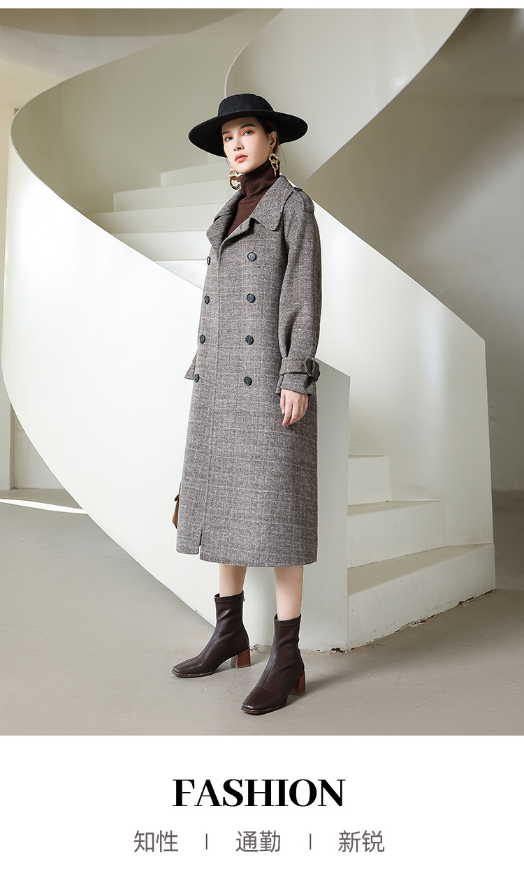 大衣白底实物图