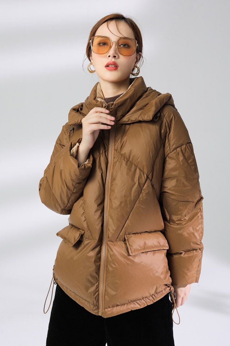 Jimmy Seio's 2021 winter fashion new down jacket is a high-end, warm, casual, loose and warm solid color