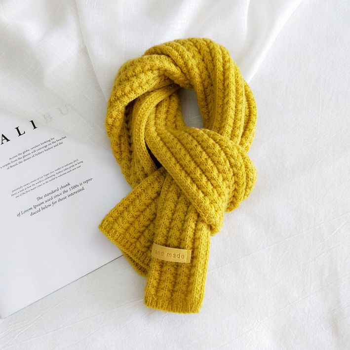 Autumn And Winter Male And Female Students Short Knitted Scarf White Beige Korean Version With Solid Color Warm Collar Application Scenario