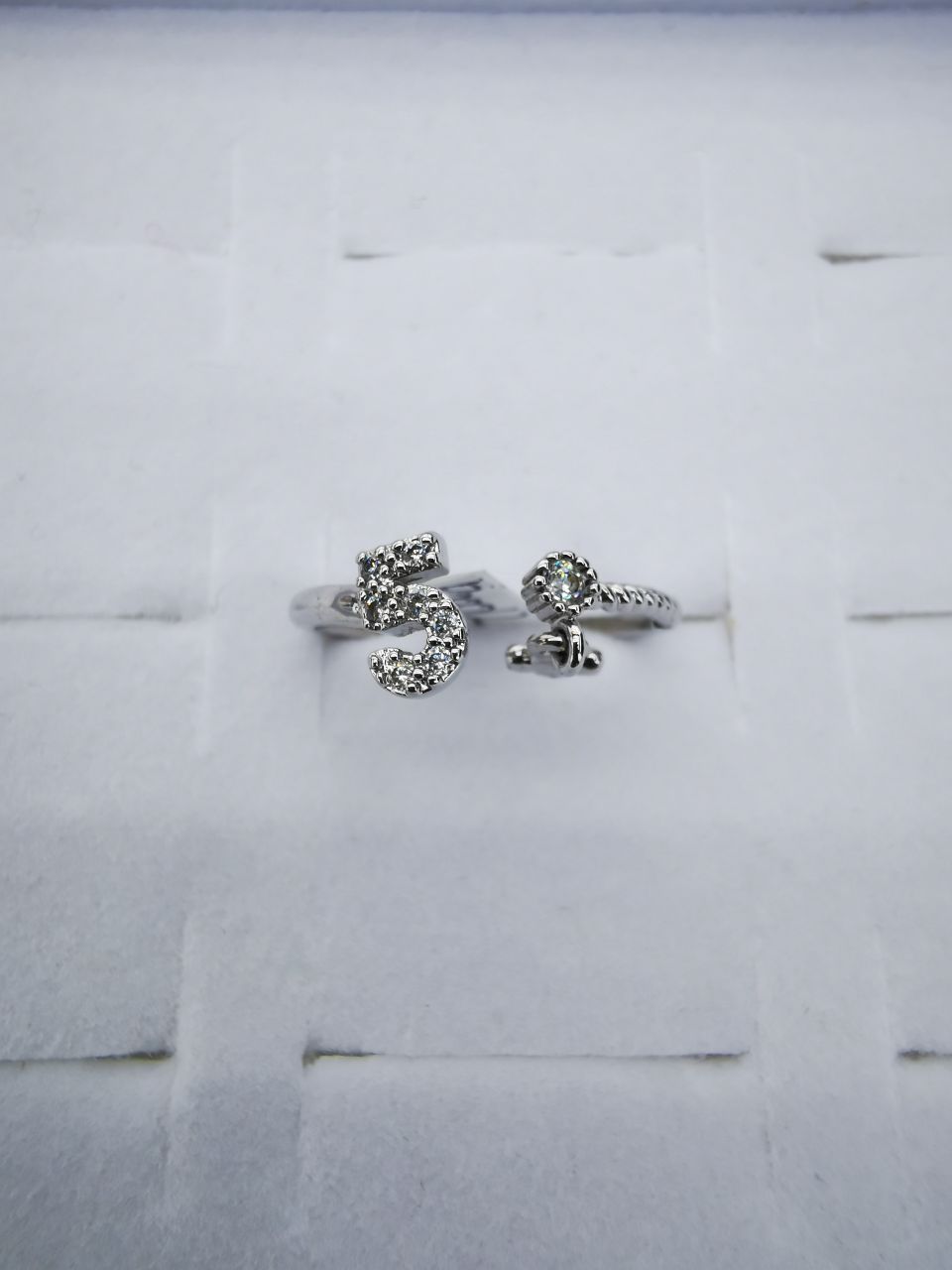13 Ring women's Instagram non-fading, cold style, high-end, niche design, cool and trendy, hot girl, Internet celebrity bestseller, fat hand gift details Picture
