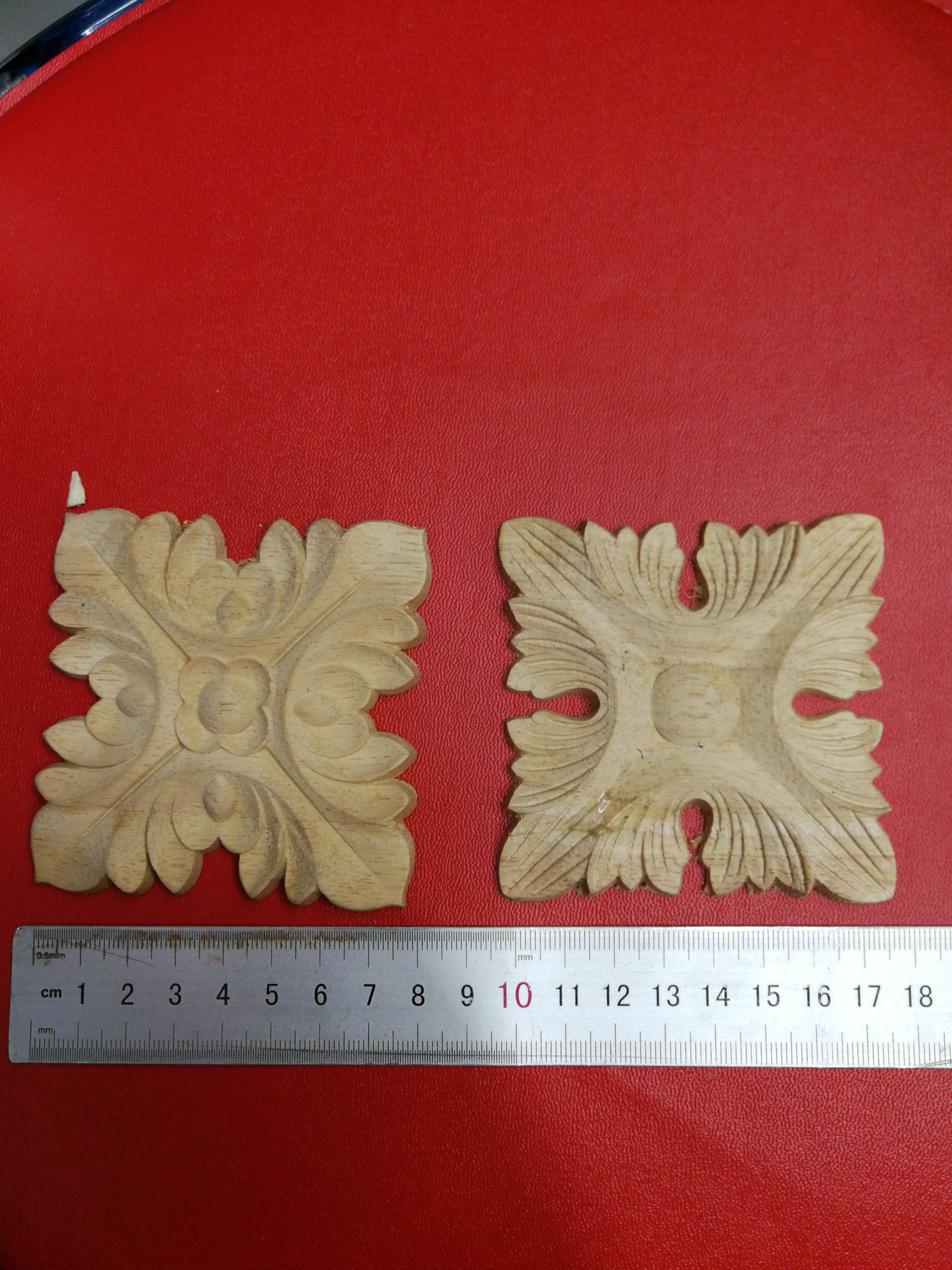 Furniture accessories, plastic feet, decorative accessories, European-style decorative carvings, chair and table feet, European-style feet