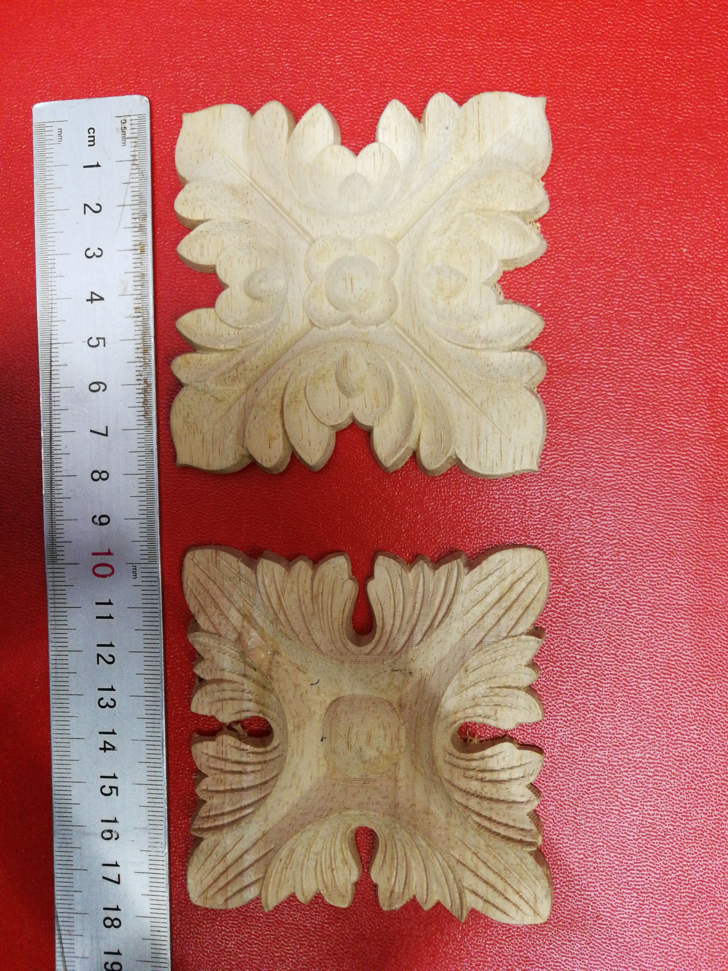 Furniture accessories, plastic feet, decorative accessories, European-style decorative carvings, chair and table feet, European-style feet Item Picture
