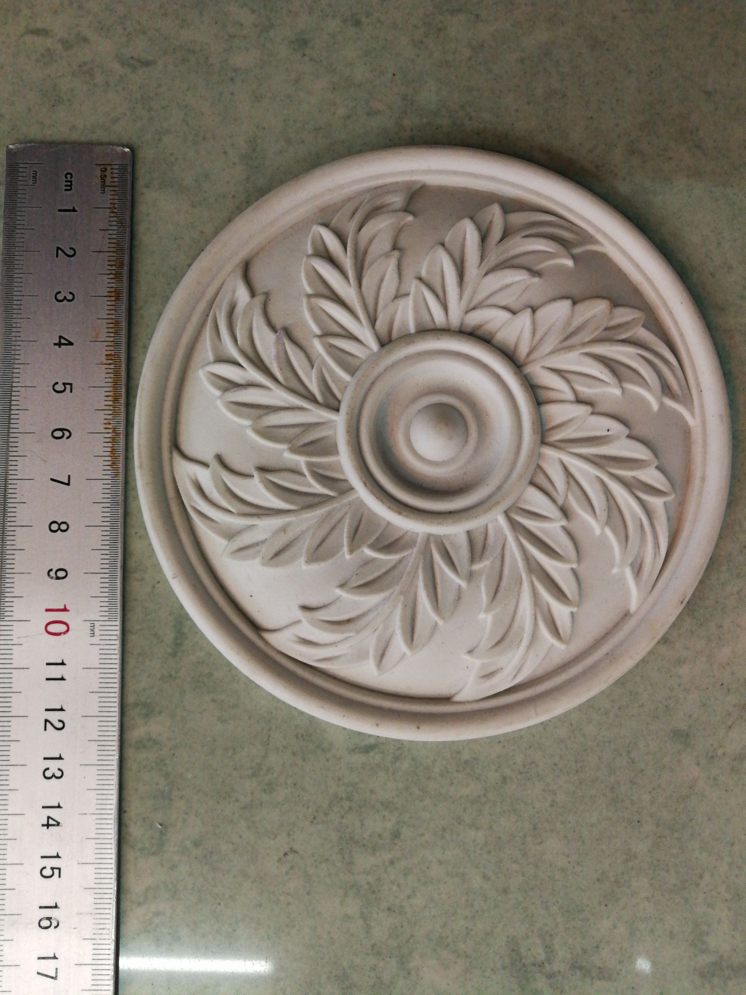 Soft floral decorations for furniture accessories Specification image