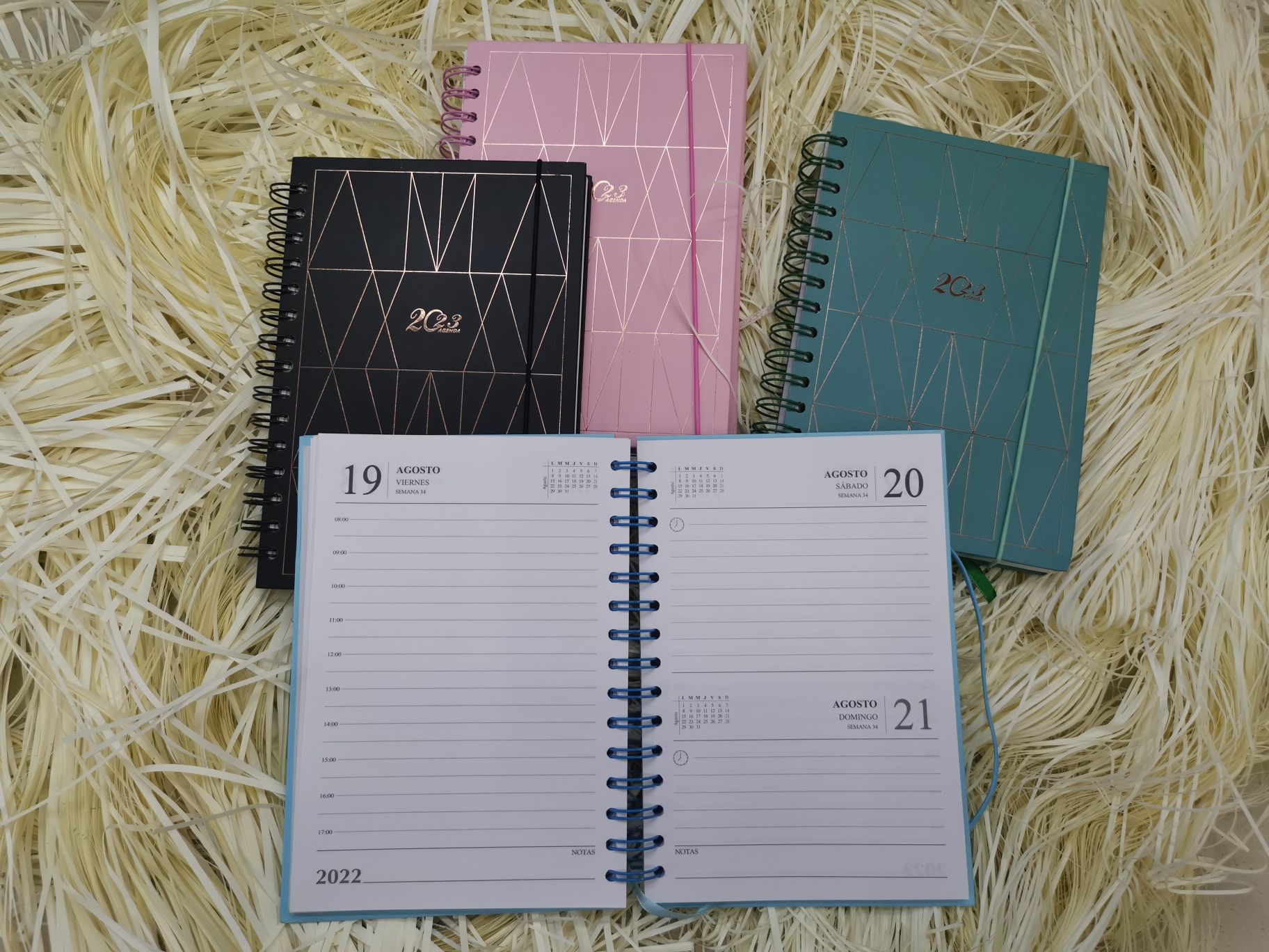 点滴文具厂家2023线圈年历本笔记本记事本商务本等支持法语西语阿语葡语等可来图订制