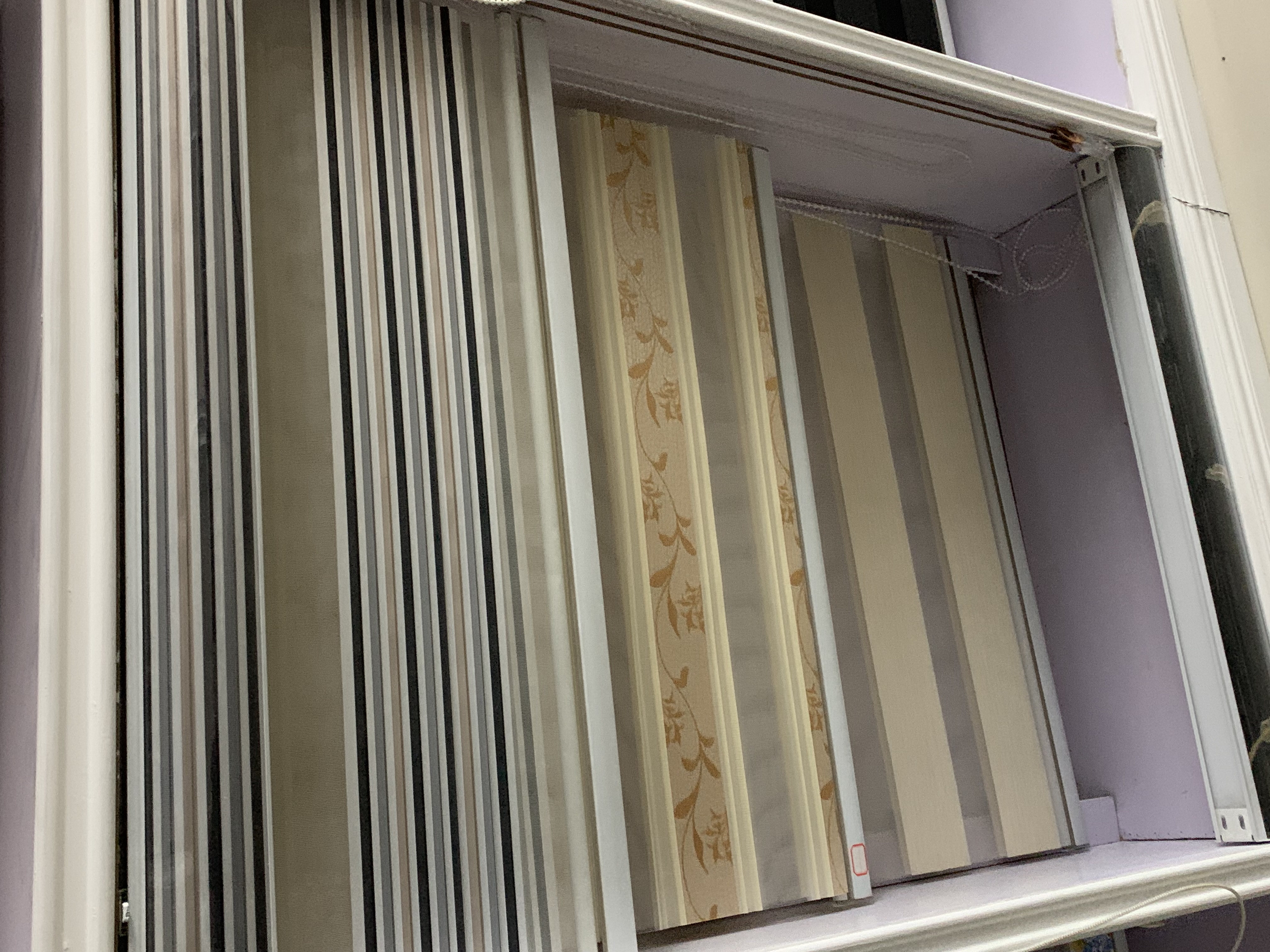 Blinds 5 details Picture