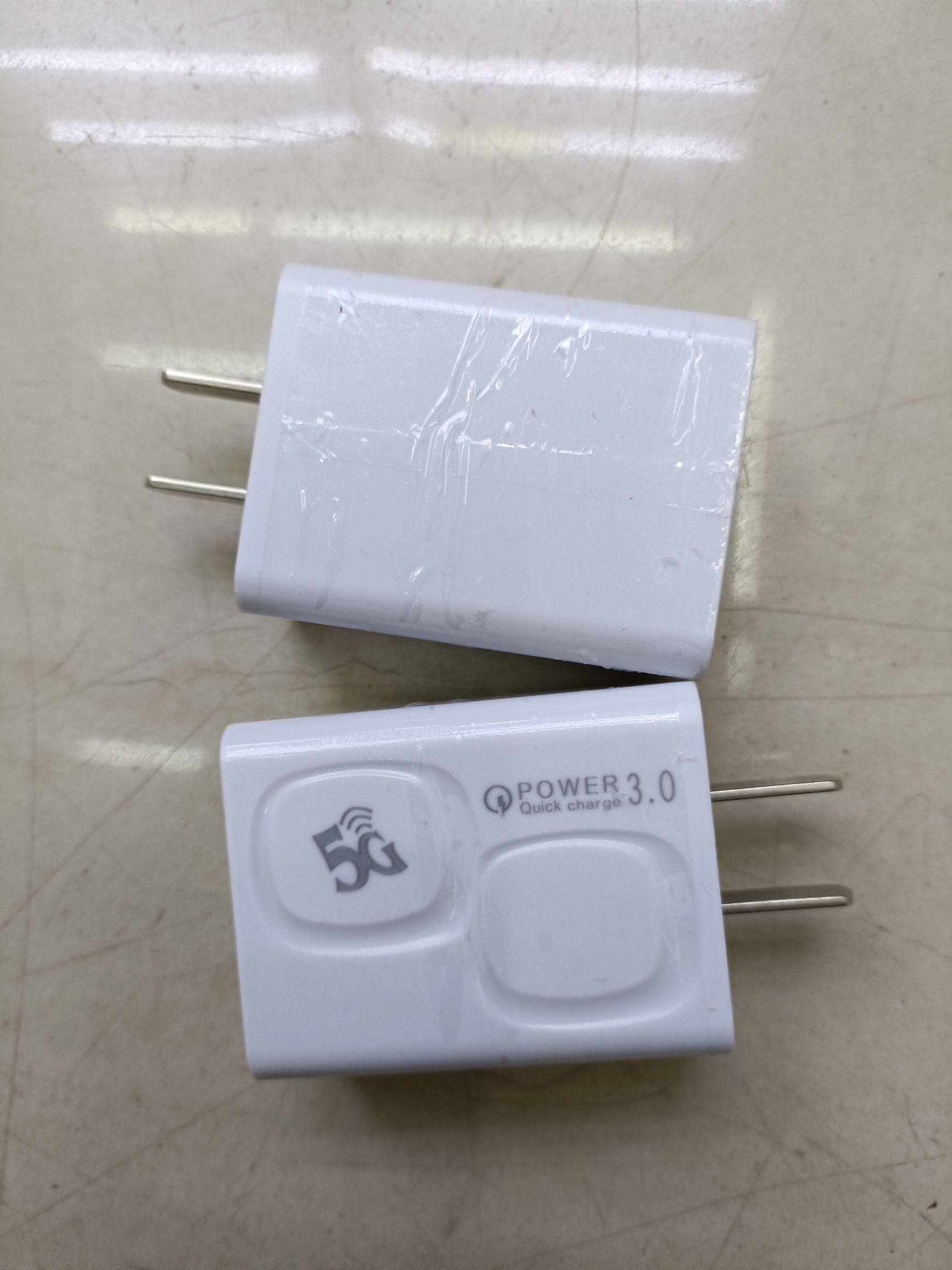 手机充电器单头 美规插头充电器 单USB接口 1A 2A 2.4A QC3.0   裸装详情图8