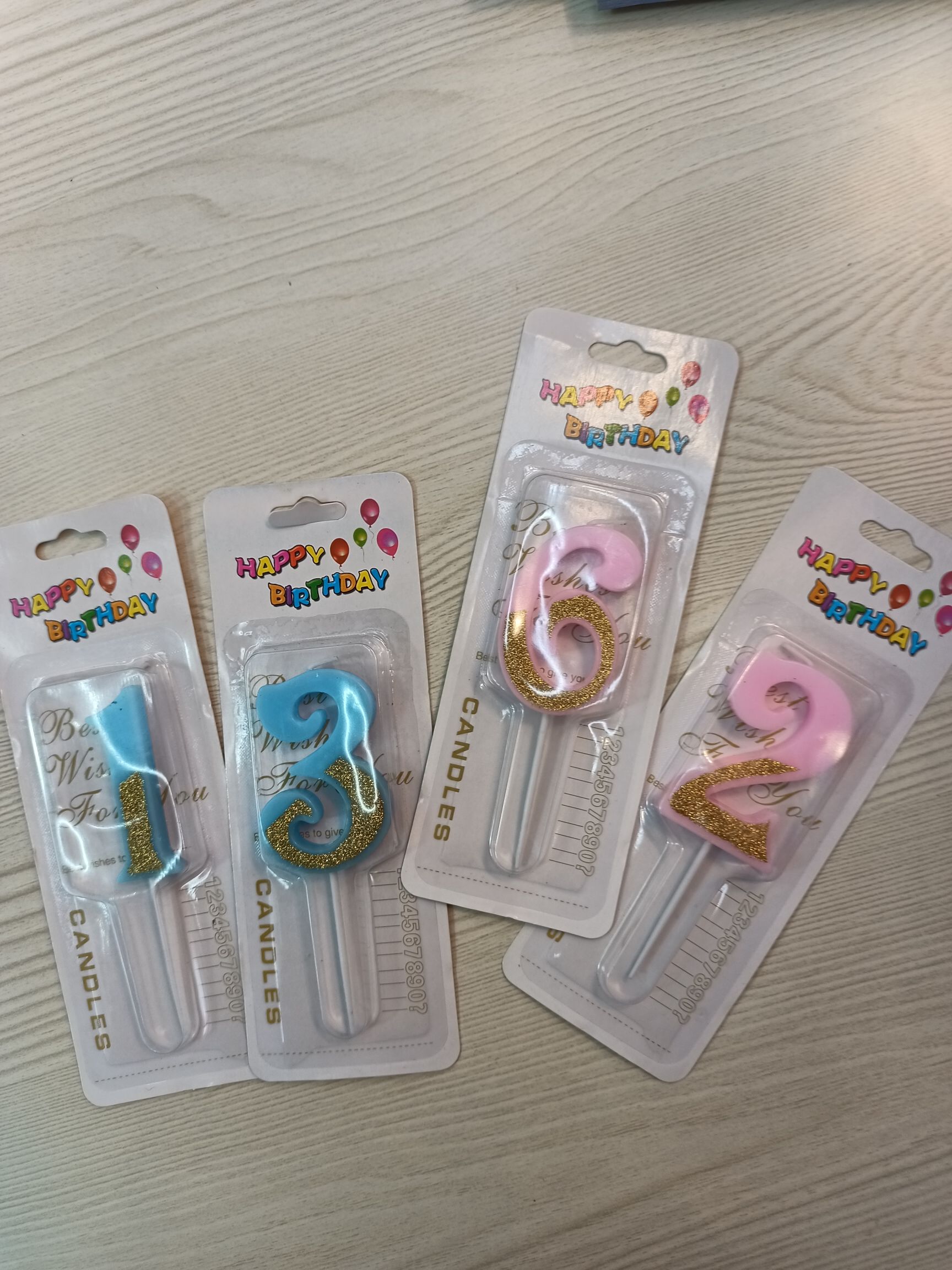 The number 0-9 candles