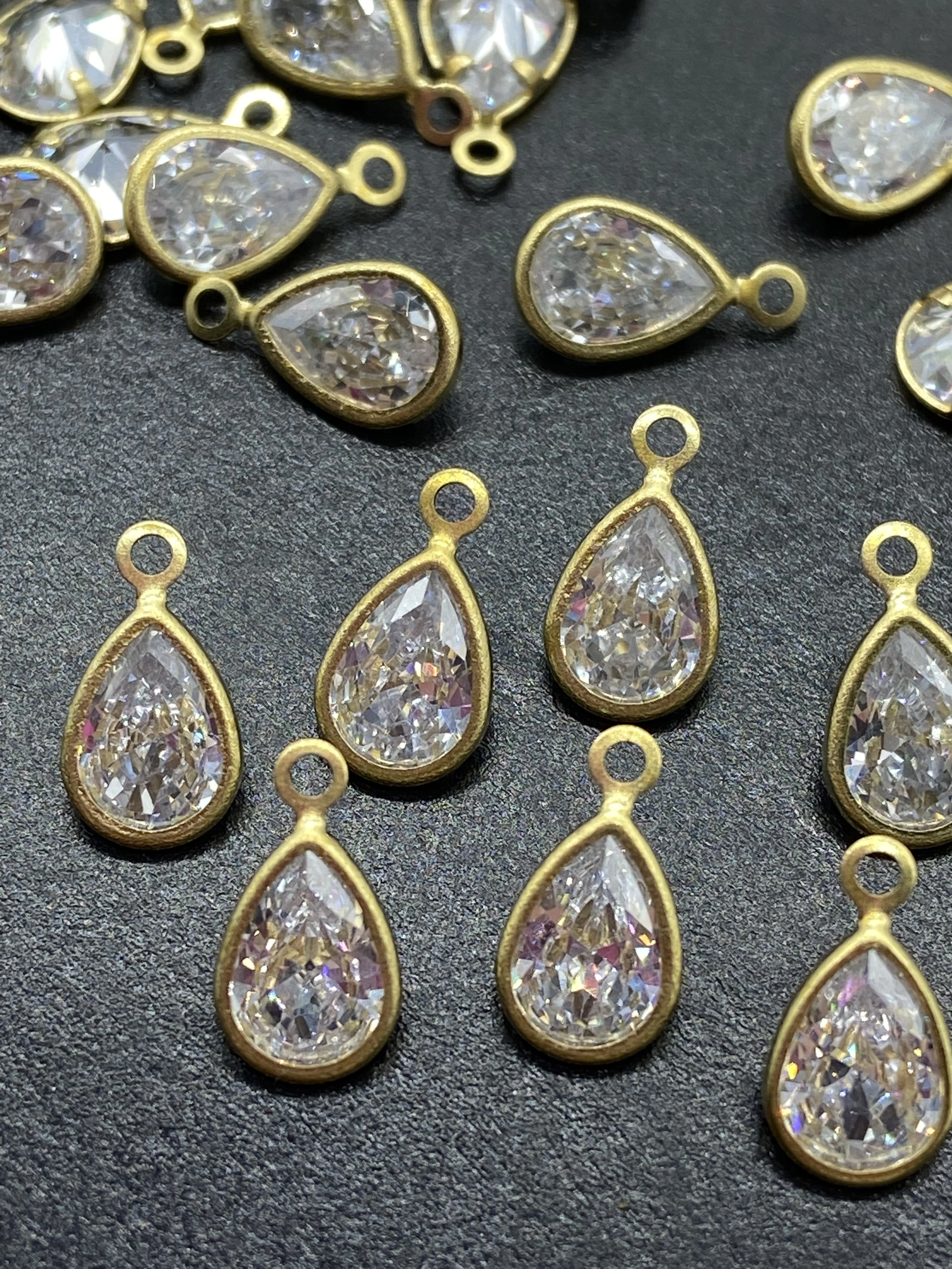 مجوهرات أزياء الزفاف، وحذاء الزفاف، لحقائب الأصفار من معدن الحديد detail image 1