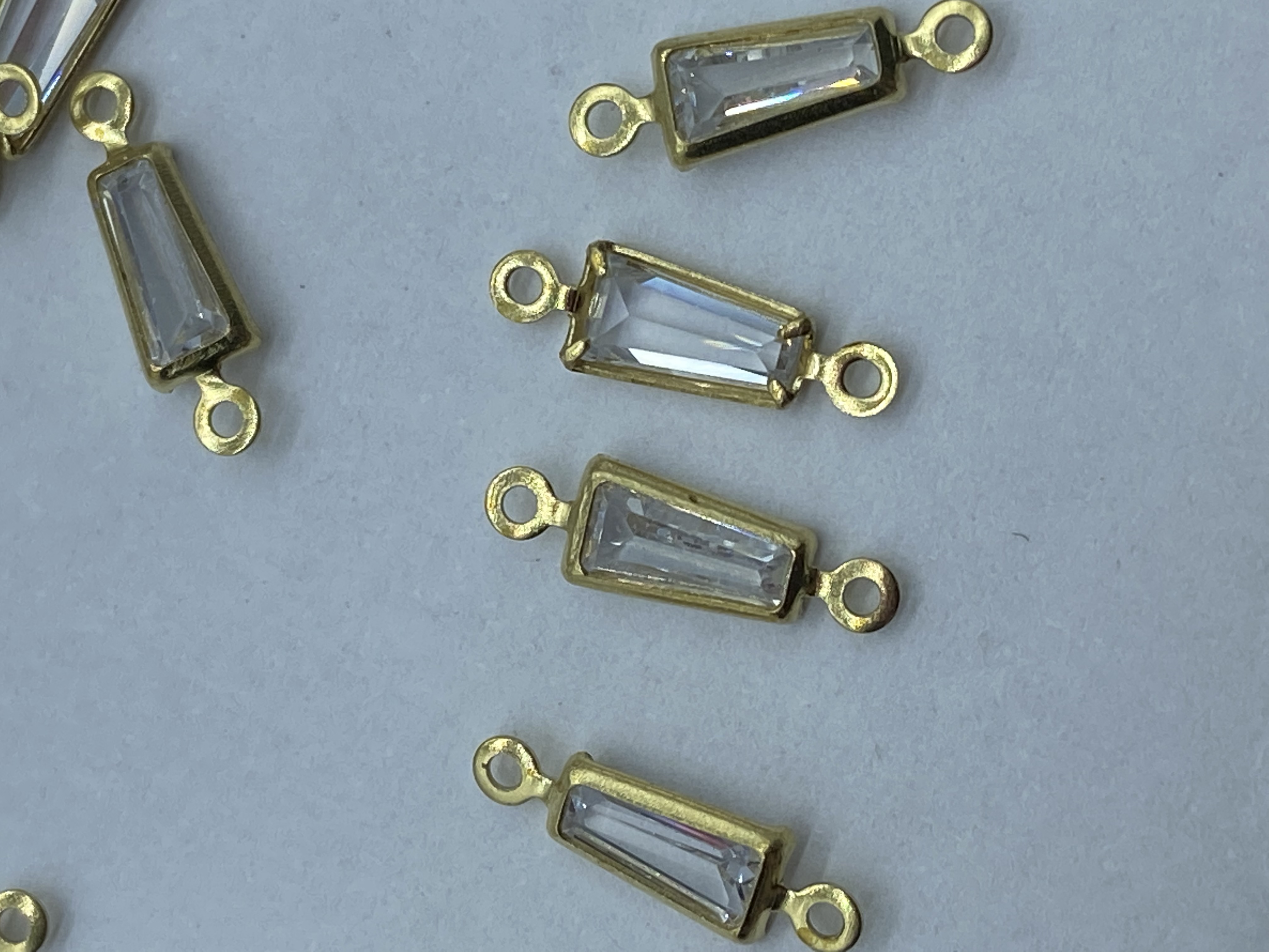Zircon claws, zircon accessories, copper accessories, DIY wedding dress shoes, clothing, headwear, jewelry accessories Item Picture