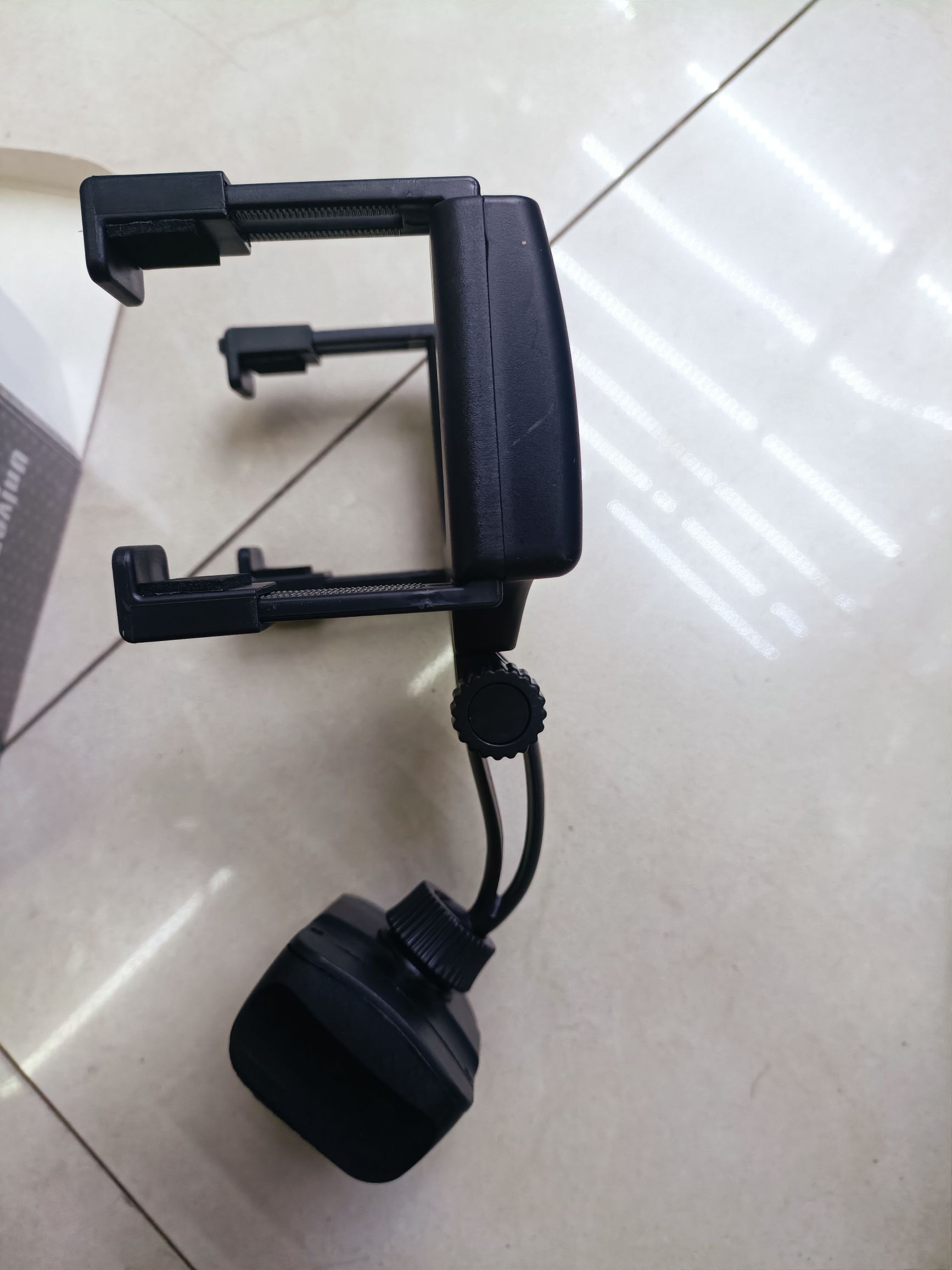 Rearview mirror second-generation mobile phone stand car mobile phone stand detail image 9