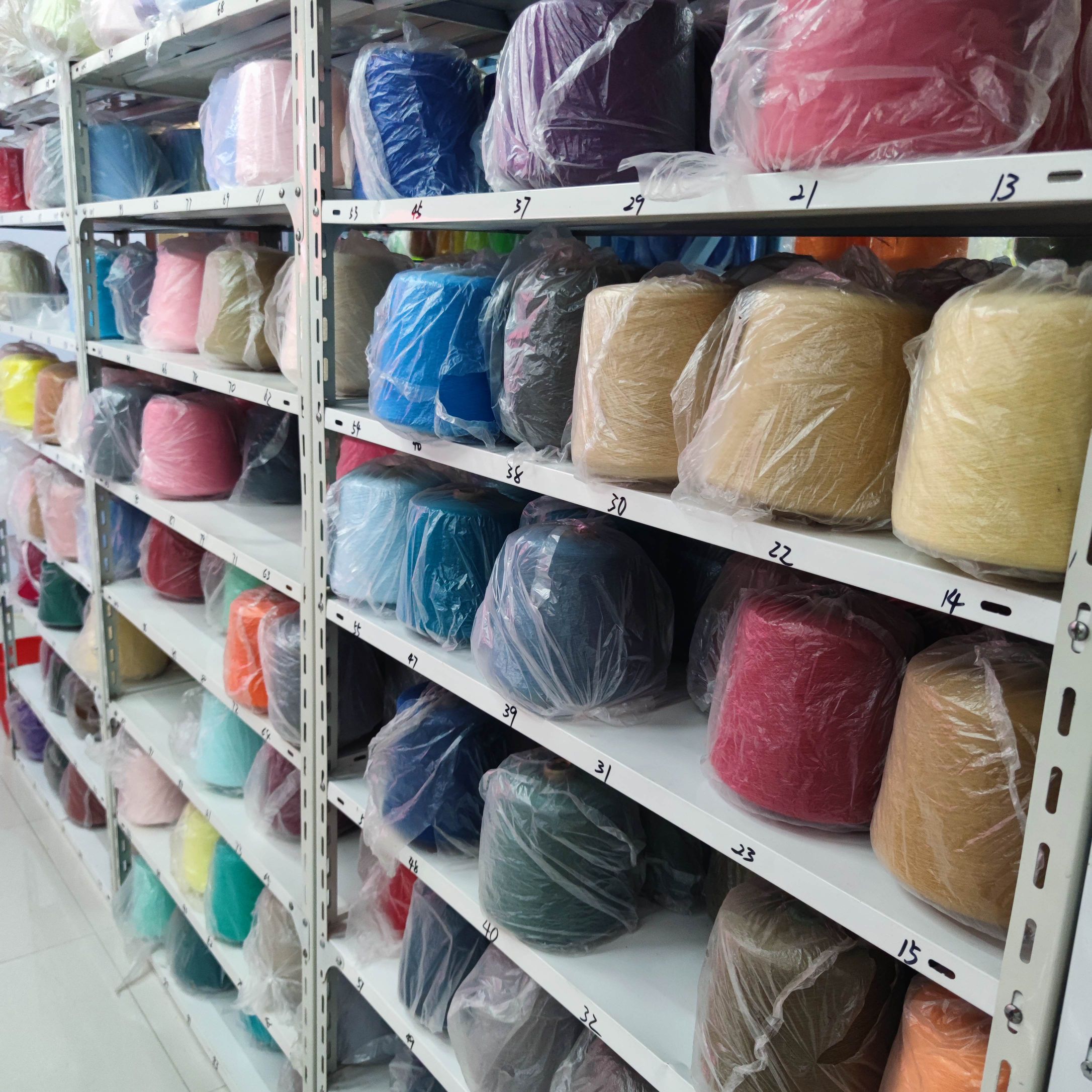 Fubang Textile's all-cotton imitation yarn, pure cotton colored cotton yarn, high quality, 21-count light gray, 32-count double ply Specification image