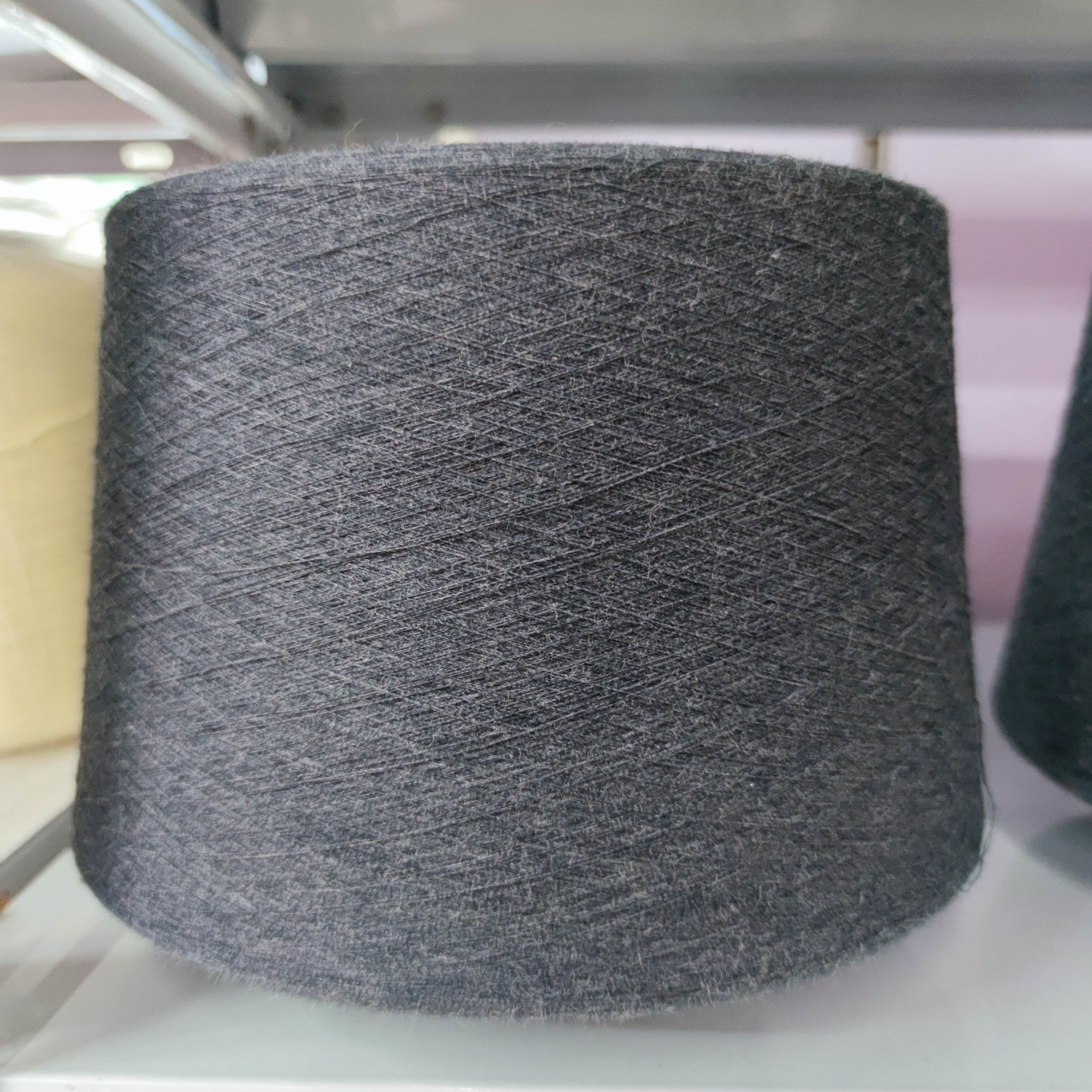 Fubon Textile All Cotton Imitation Yarn Pure Cotton Colored Cotton Yarn High Quality 21 32 Double Strand Dark Grey full figure