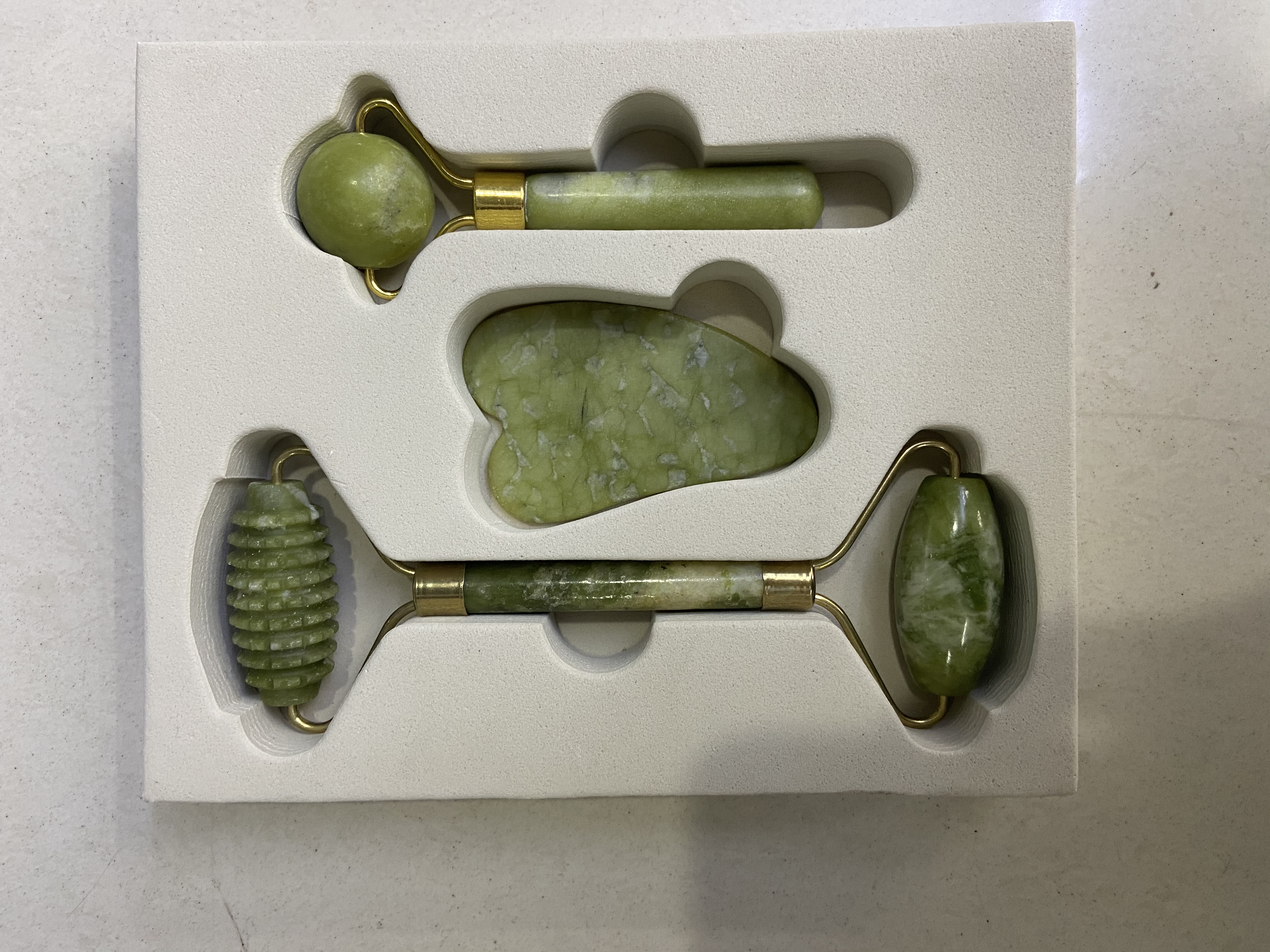 A 3-piece massage set details Picture