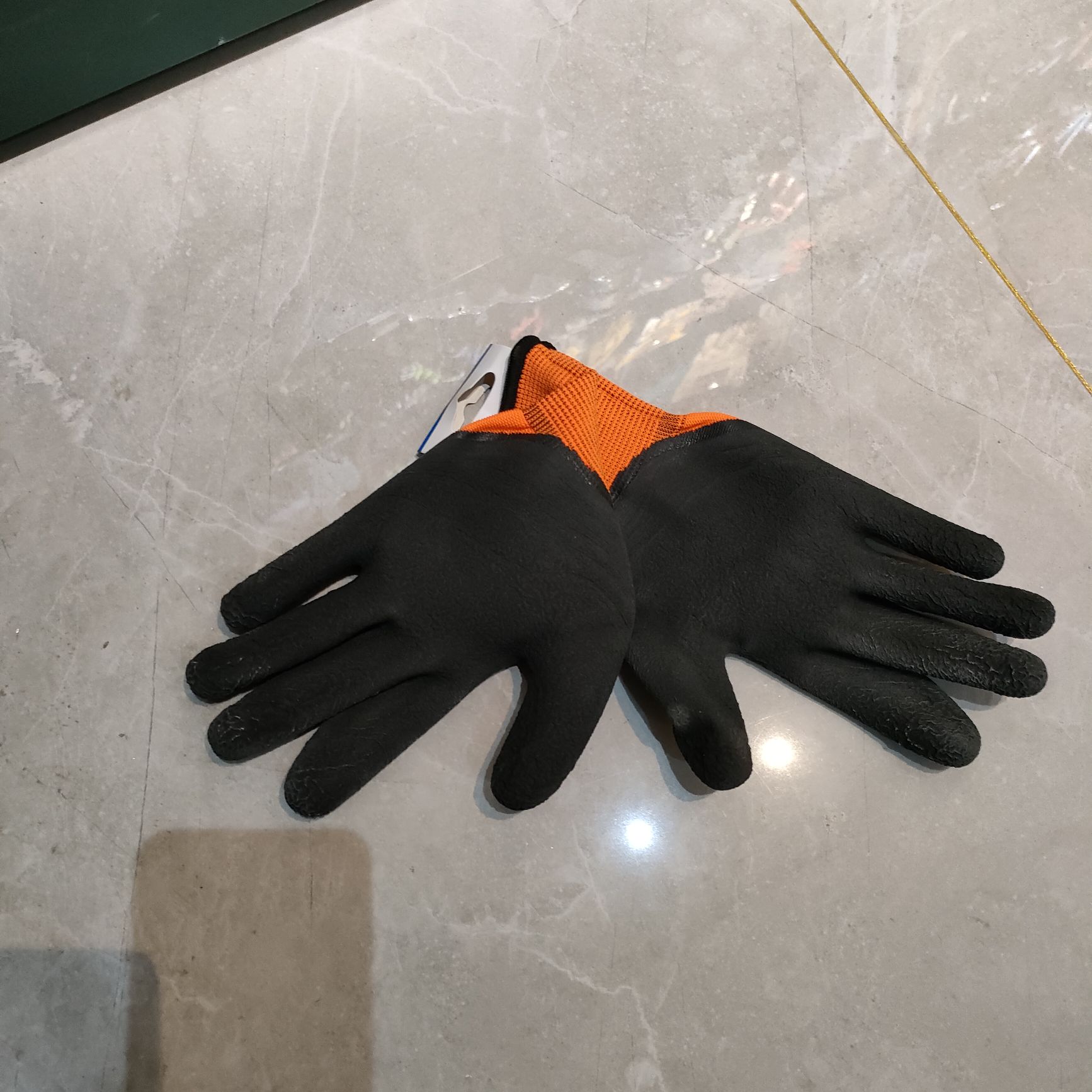 桔沙黑发泡手套