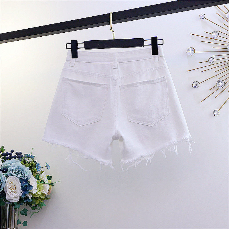 European Station 2022 New style bear diamond-encrusted denim shorts for women, loose high-waisted printed slimming hot pants with fringed edges detail image 3