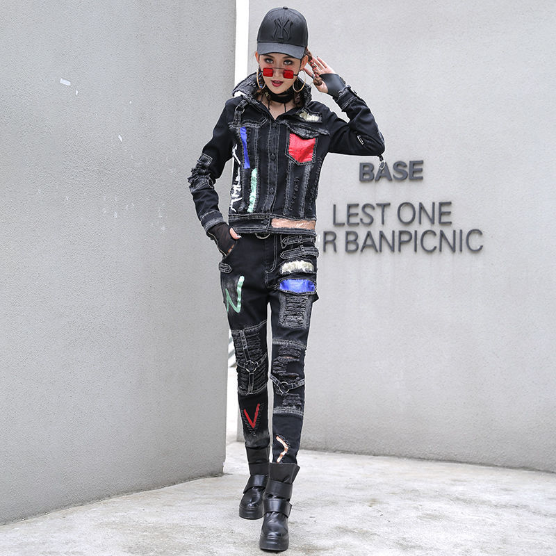 The European station's denim fashion set for women is a cool and stylish autumn women's wear with a pair of Hollen pants and coat, looking cool and stylish detail image 6