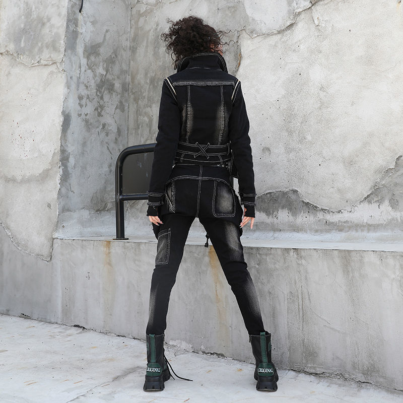 时尚休闲套装实物图