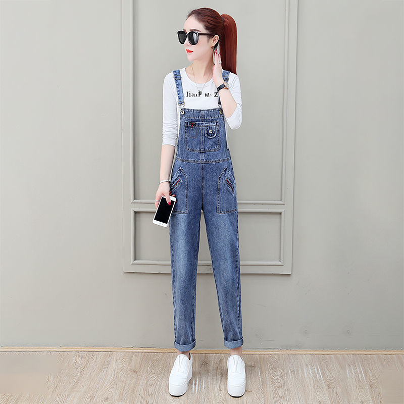 Denim overalls for female students, Korean style loose, youthful and slimming 2022 Spring and Autumn new versatile and popular one-piece trousers detail image 5
