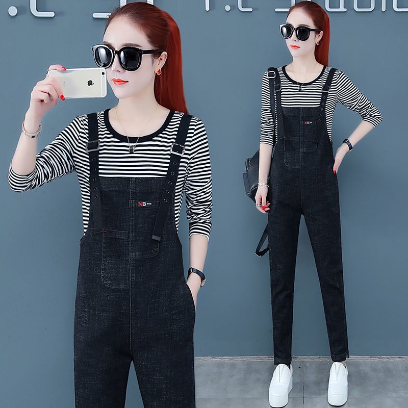 女式牛仔裤实物图