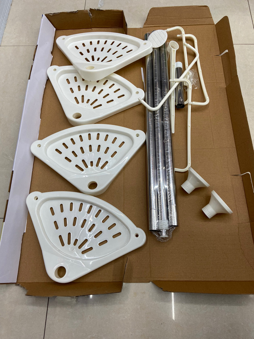 Bathroom triangular shelving unit Item Picture