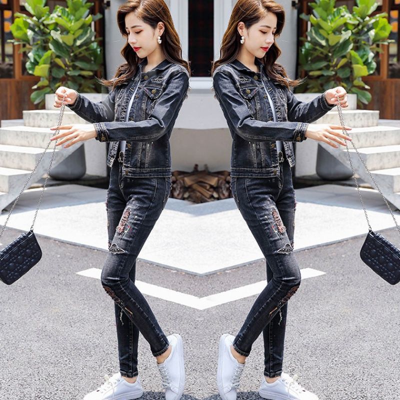 A two-piece retro Hong Kong-style denim jacket for women, a new spring and autumn fashion stretch jeans set detail image 2