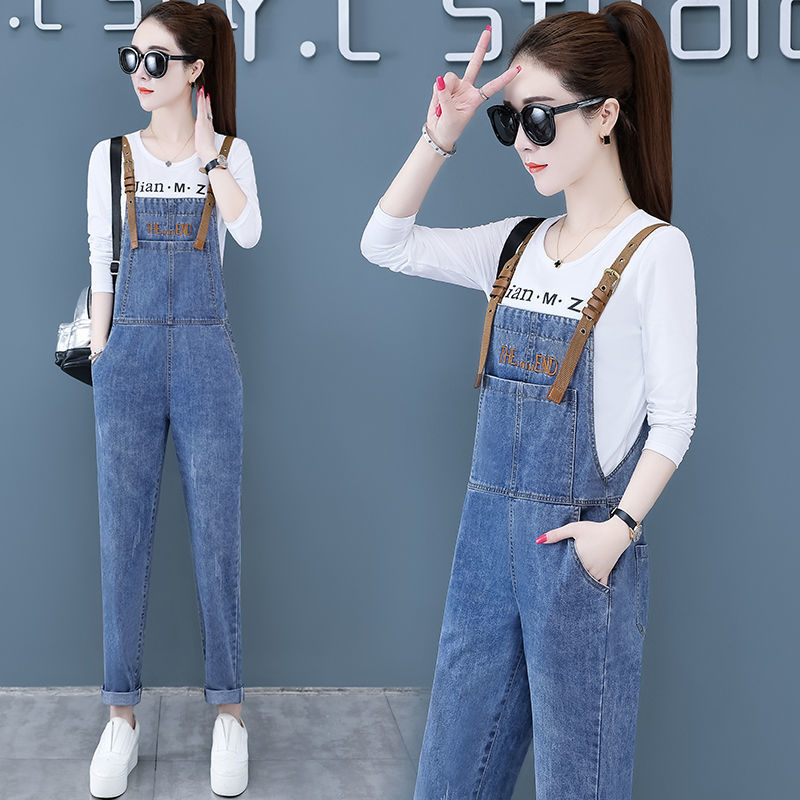 Denim overalls for female students, Korean style loose, youthful and slimming 2022 Spring and Autumn new versatile and popular one-piece trousers detail image 3